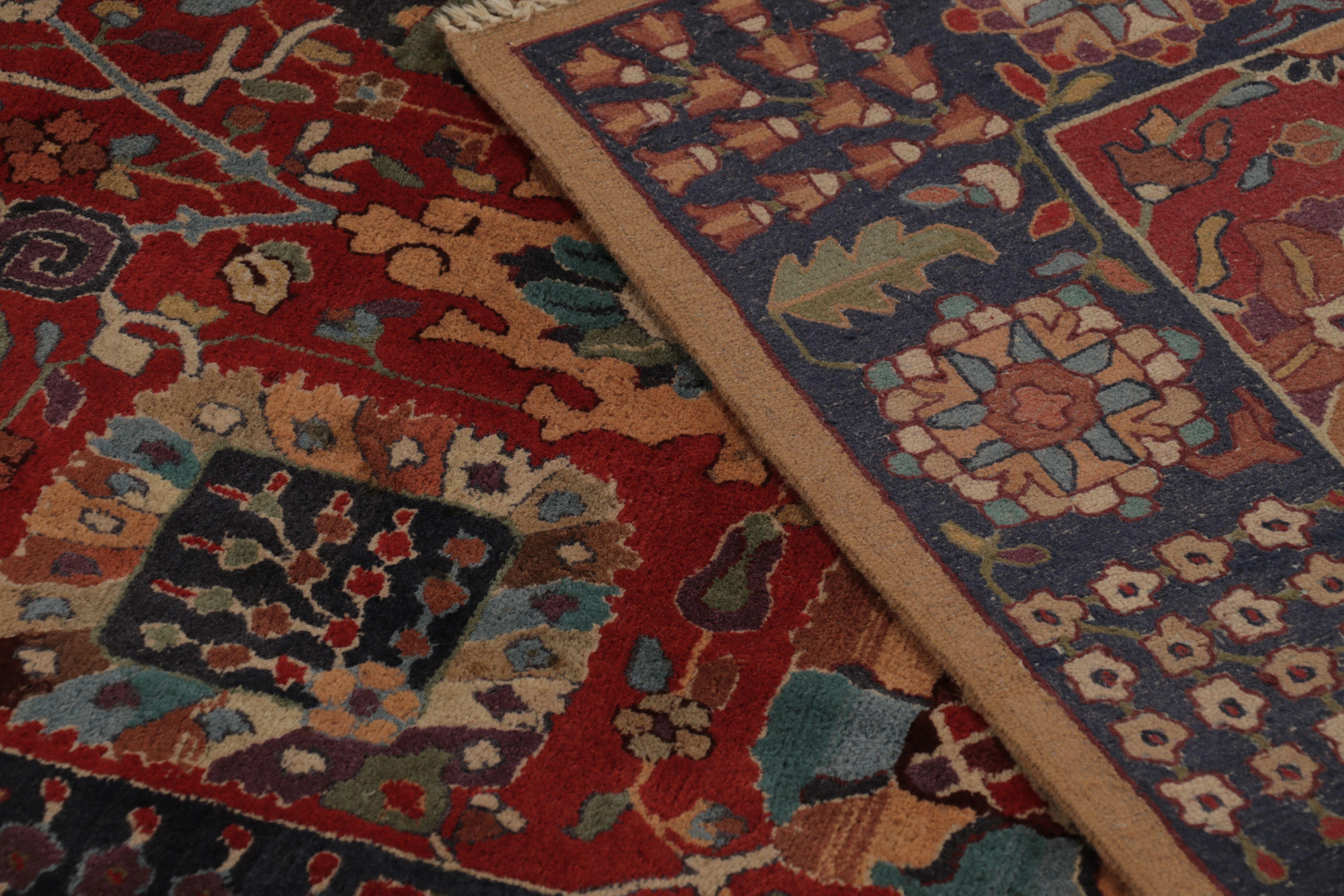 Tappeto antico con ganci Tetex, rosso con motivi floreali colorati - Rug & Kilim in vendita 2