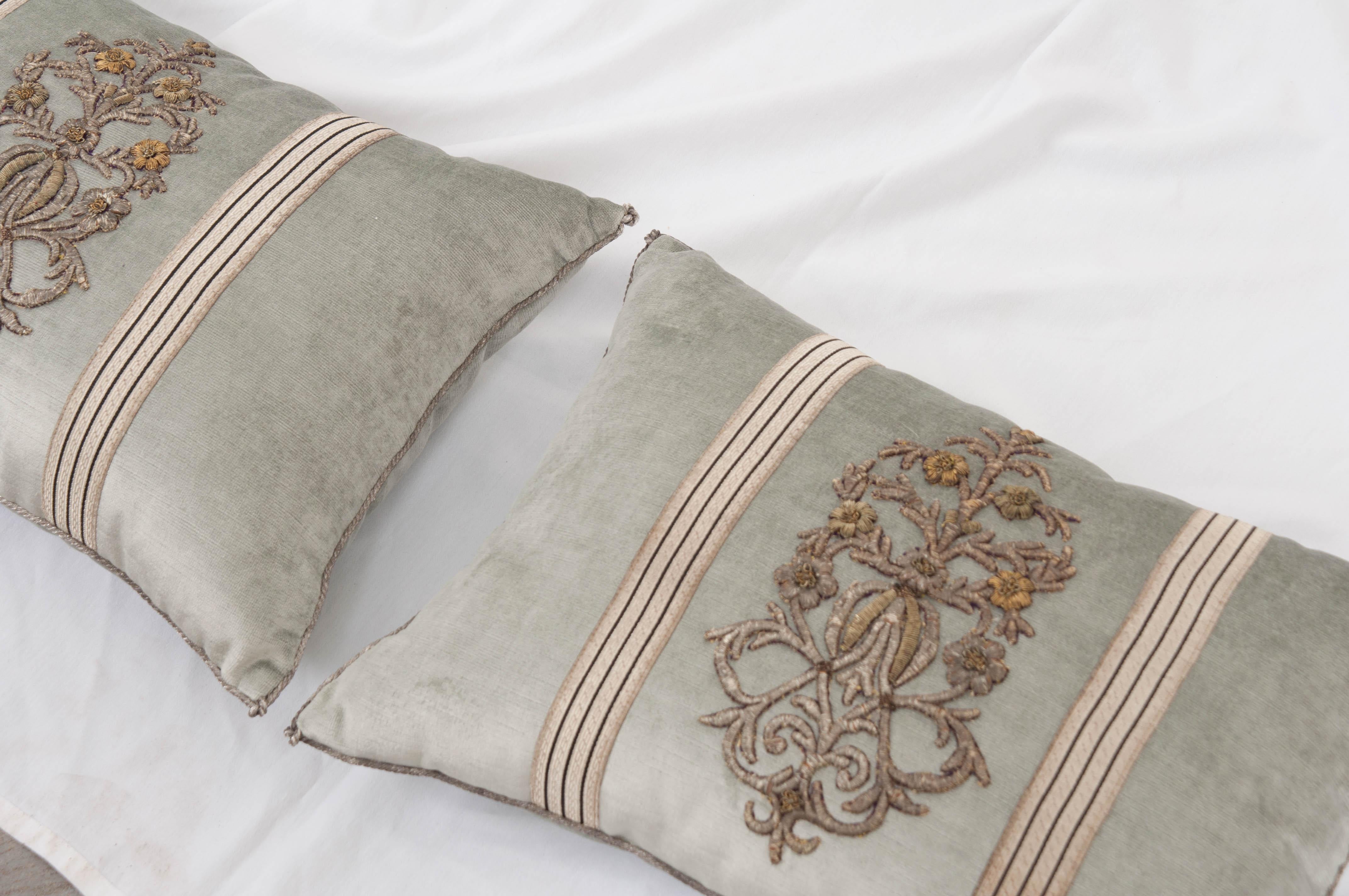 Antique Textile Pillows by B. Viz Design In New Condition In Baton Rouge, LA