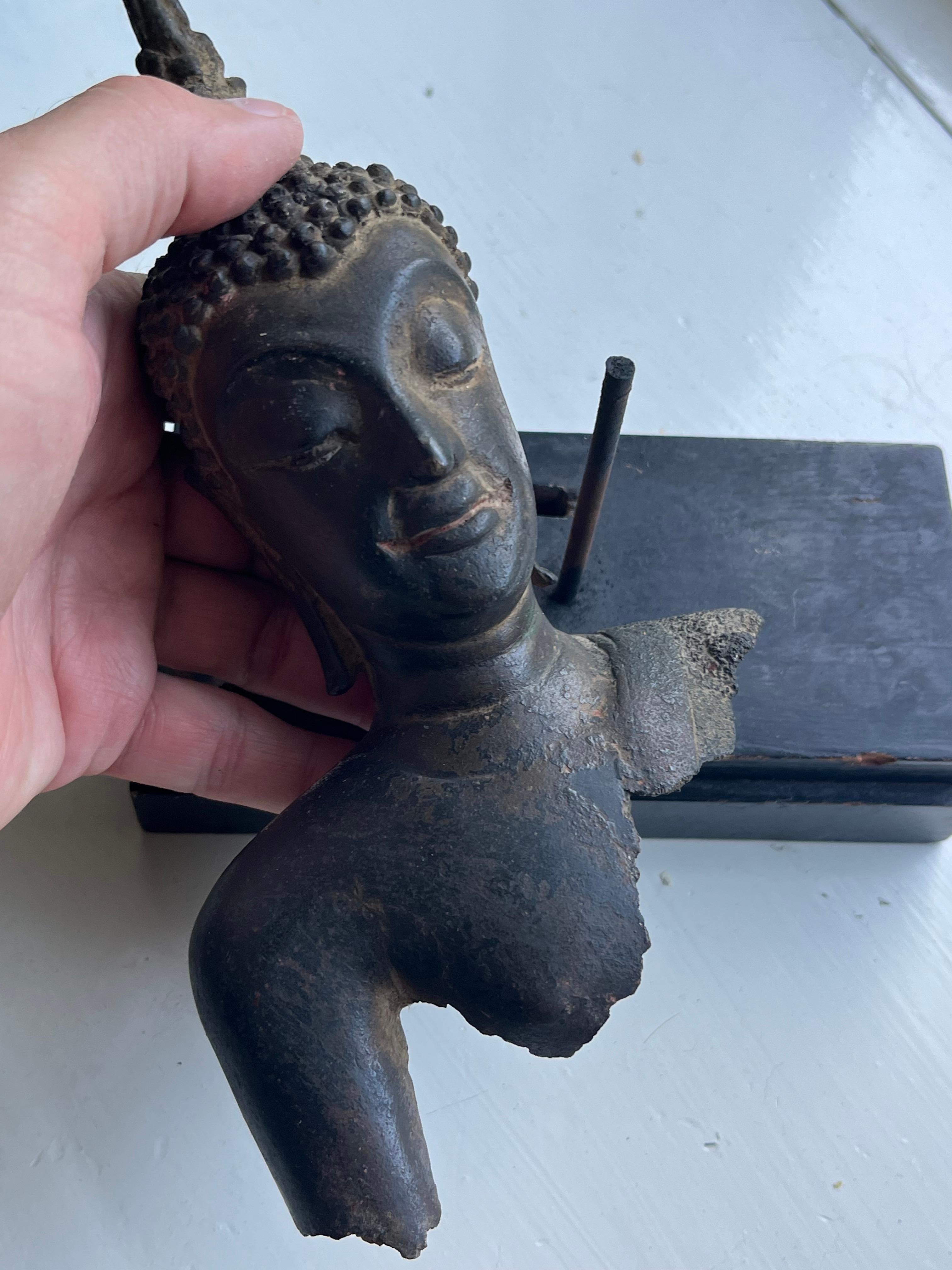 Antique Thai Bronze Buddha Fragment, 18th Century For Sale 2