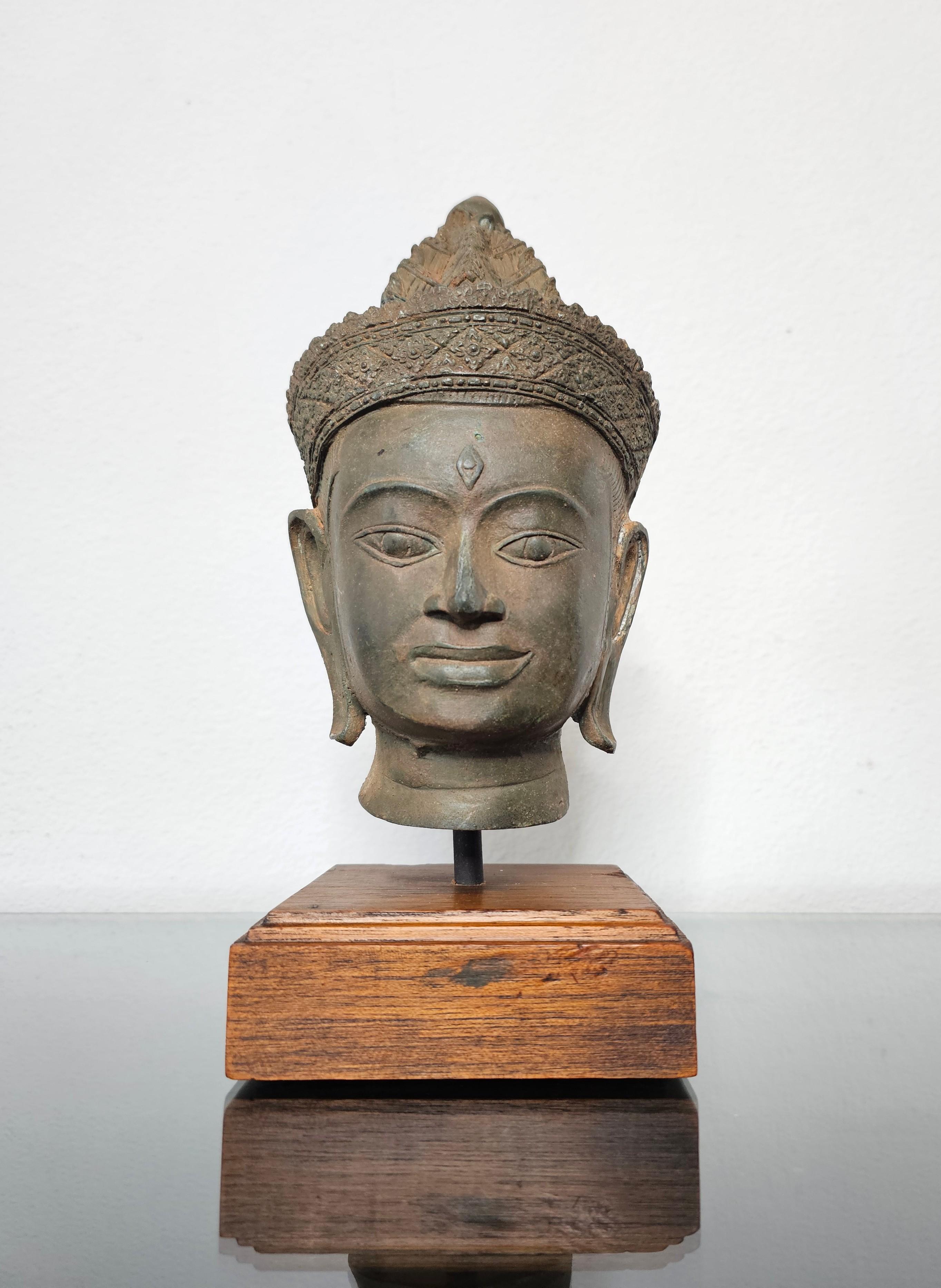 Antique Thai Bronze Buddha Head Statue Fragment In Good Condition In Forney, TX