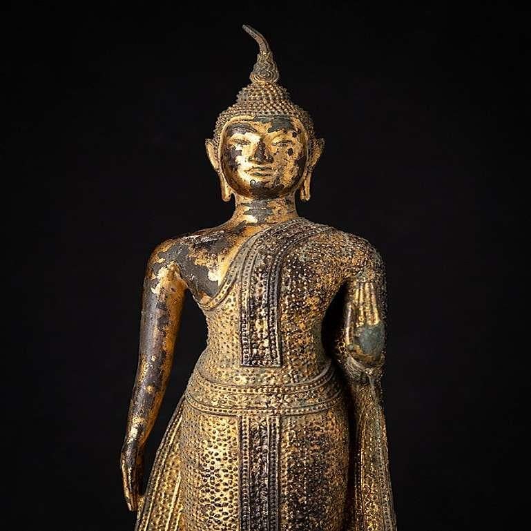 Antique Thai Bronze Rattanakosin Buddha from Thailand For Sale 4