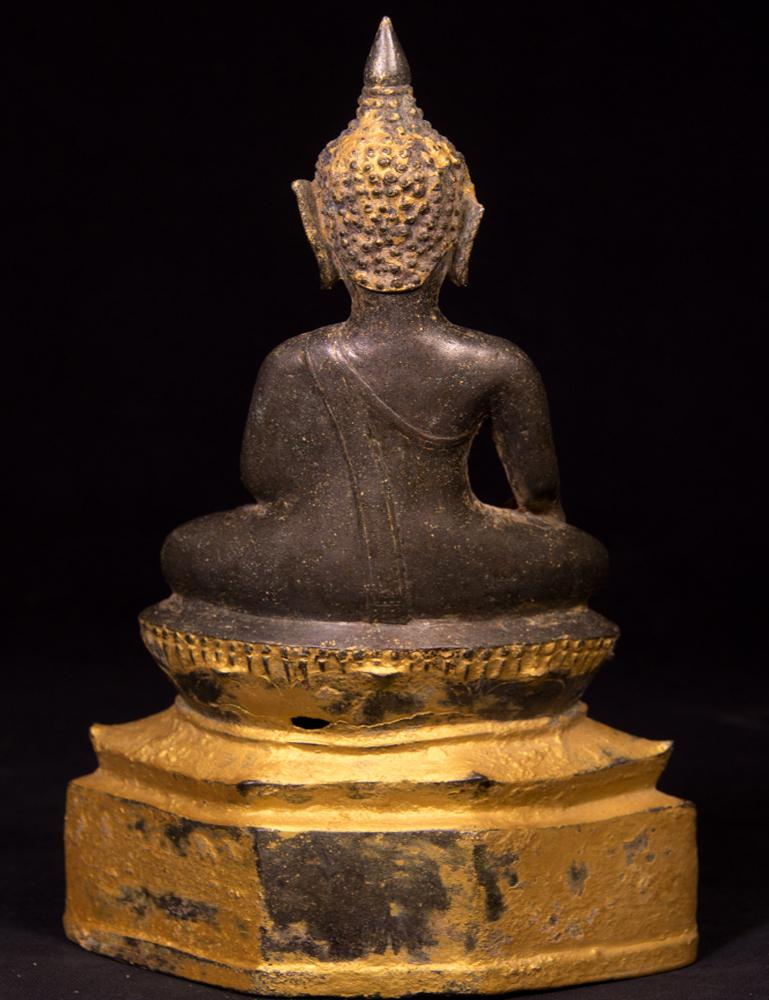 Statue ancienne de Bouddha thaïlandais de Thaïlande en vente 7