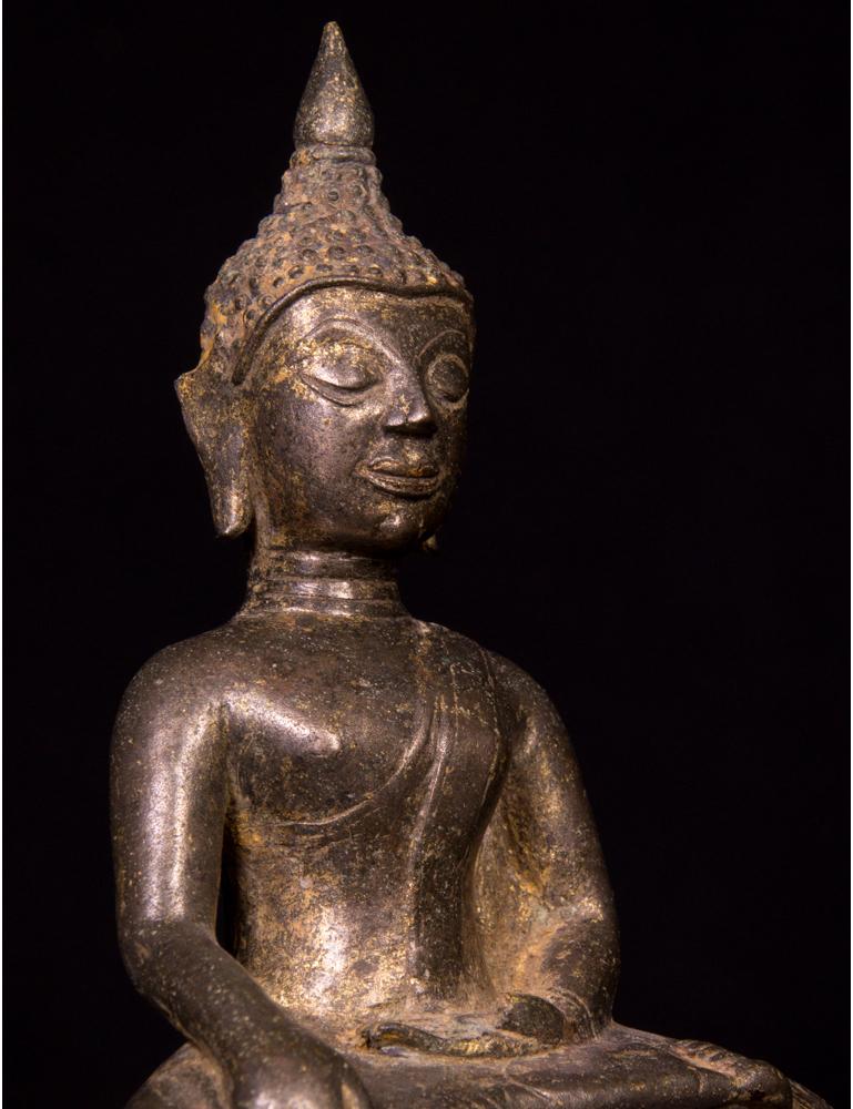 Statue ancienne de Bouddha thaïlandais de Thaïlande en vente 2