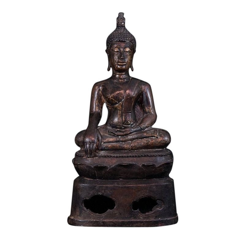 Statue ancienne de Bouddha thaïlandais de Thaïlande