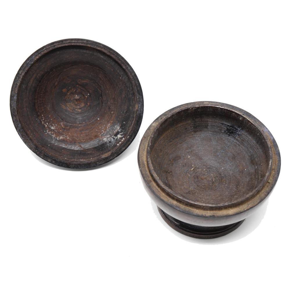 Antique Thai Hardwood Betelnut Box For Sale 1