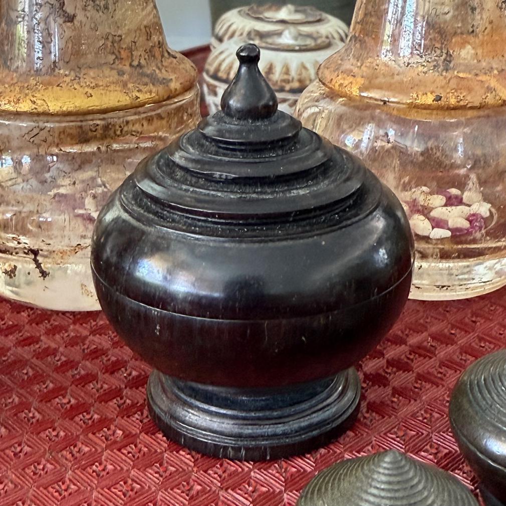 Antique Thai Hardwood Betelnut Box For Sale 3