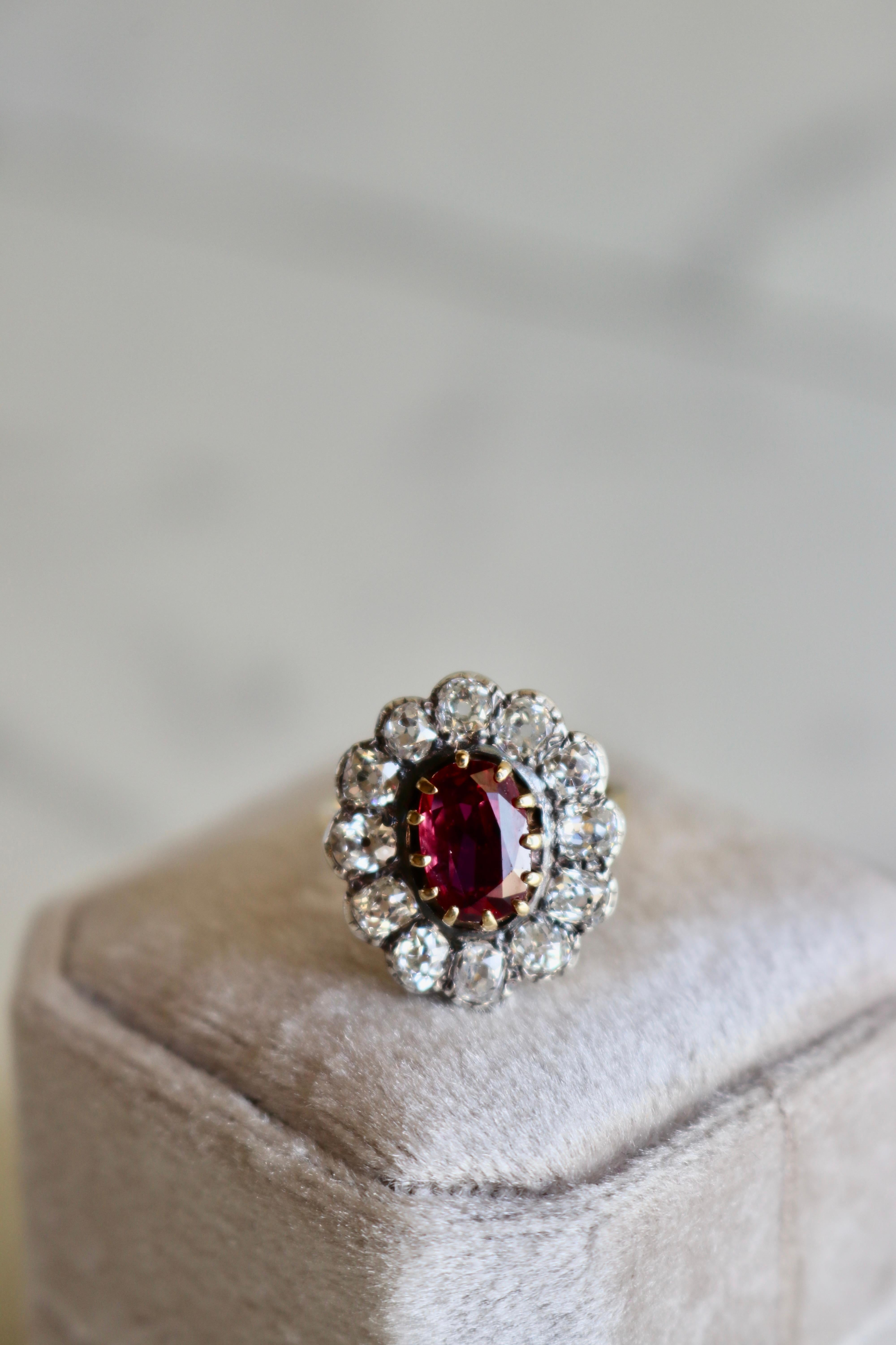 Antique Thai No Heat Ruby Diamond Silver 18k Yellow Gold Cluster Ring For Sale 1