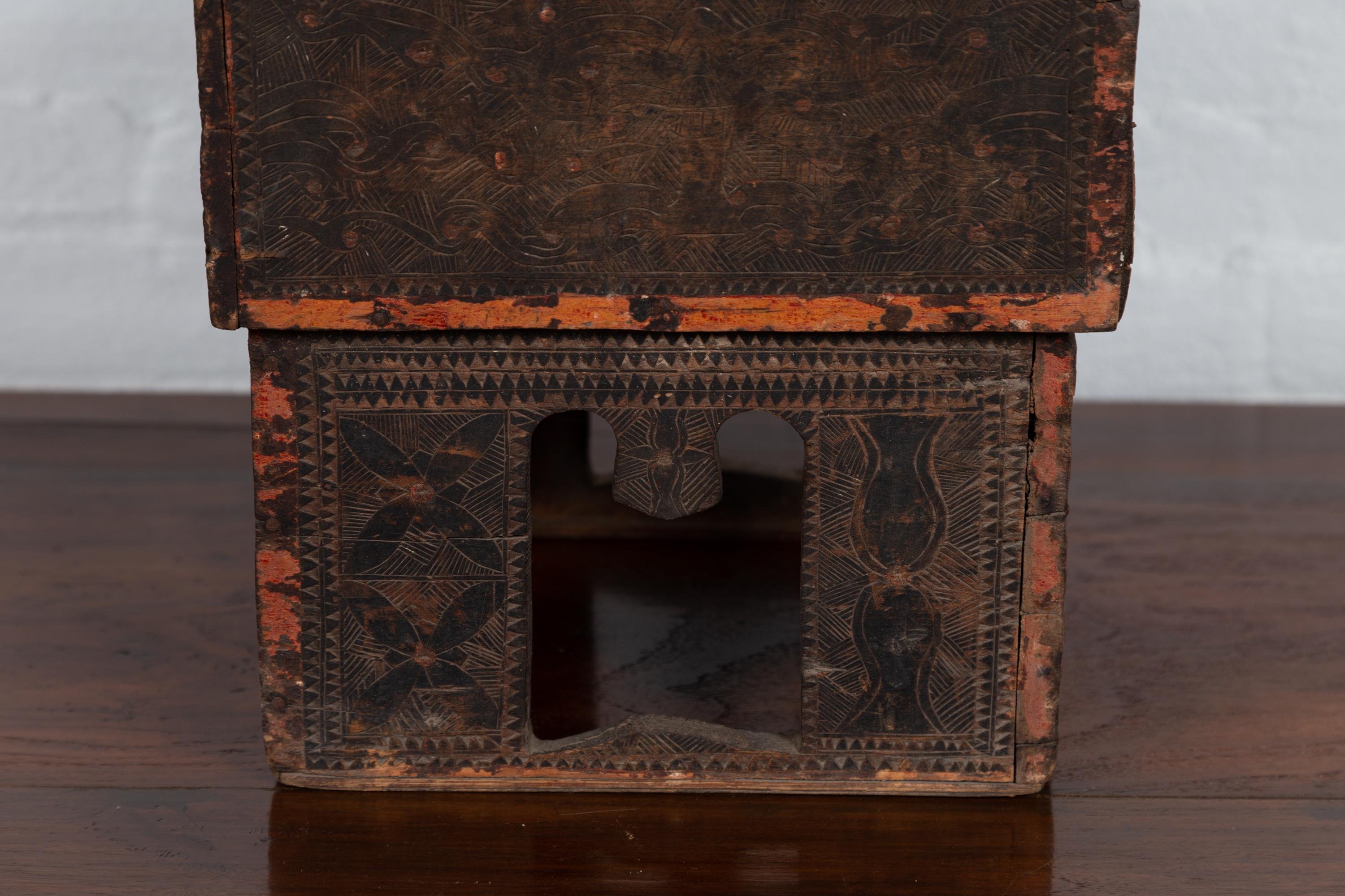 Antique Thai Rustic Wooden Betel Nut Box with Carved Décor and Pierced Motifs In Fair Condition For Sale In Yonkers, NY
