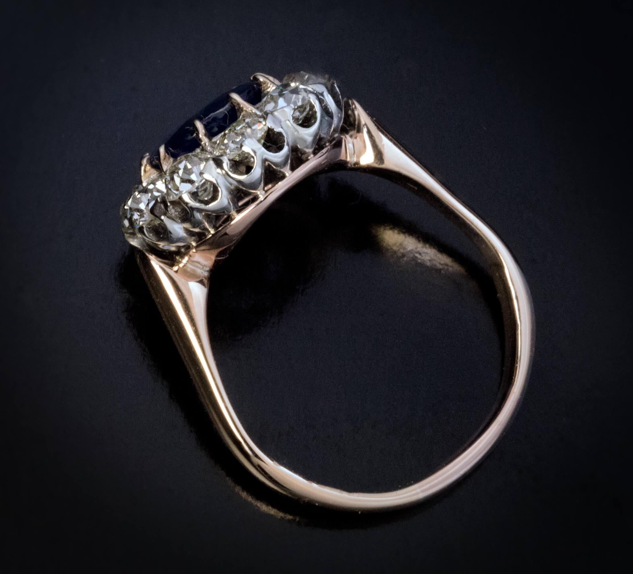 Antiker thailändischer Saphir-Diamant-Verlobungsring im Zustand „Hervorragend“ im Angebot in Chicago, IL