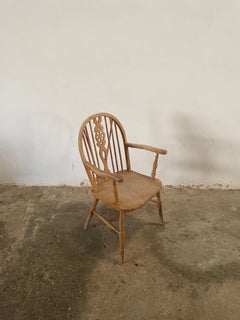 Antique Thames Valley Windsor Wheel Back Armchair, circa 1800