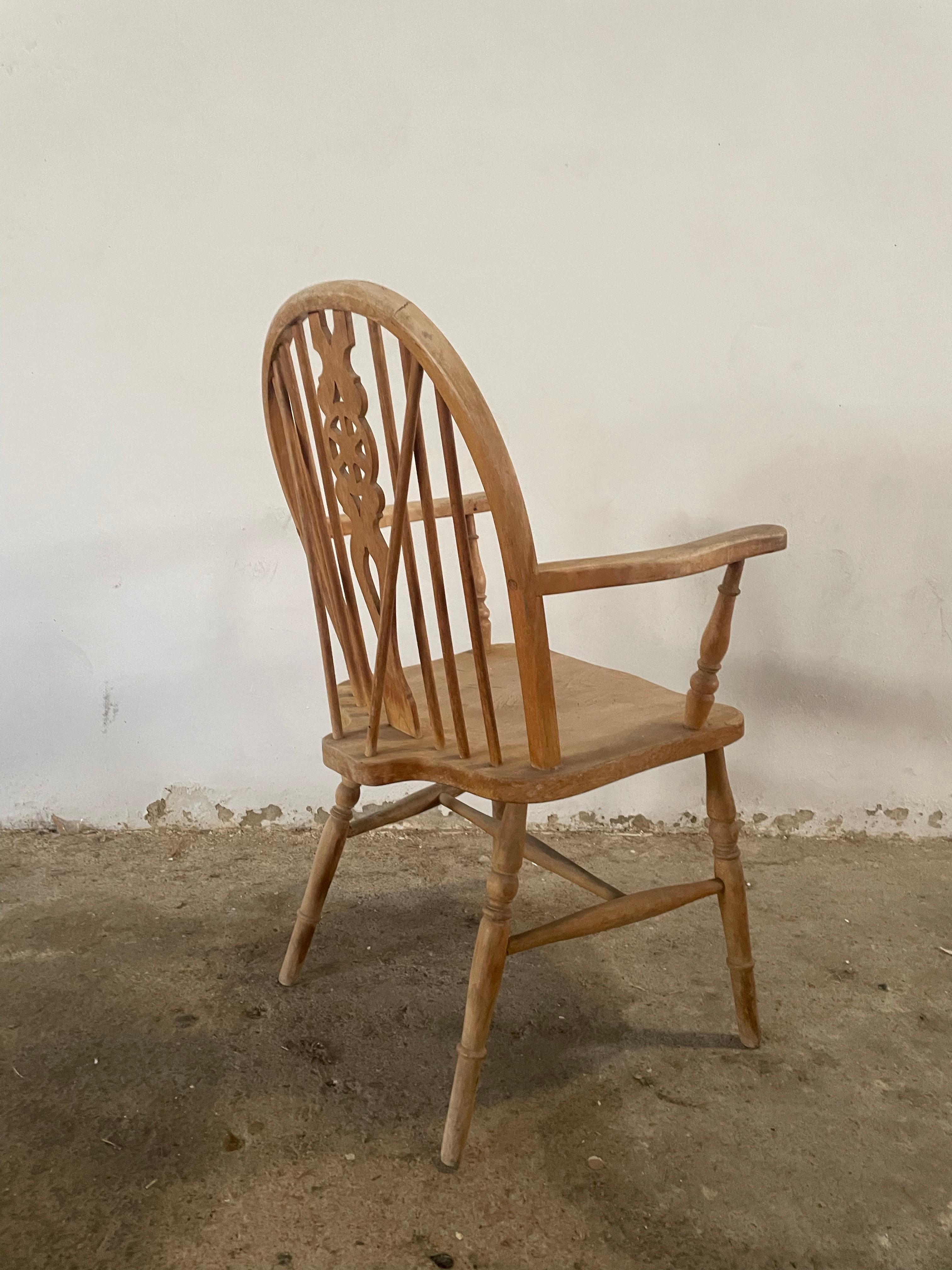 Antique Thames Valley Windsor Wheel Back Armchair, circa 1800 For Sale 1
