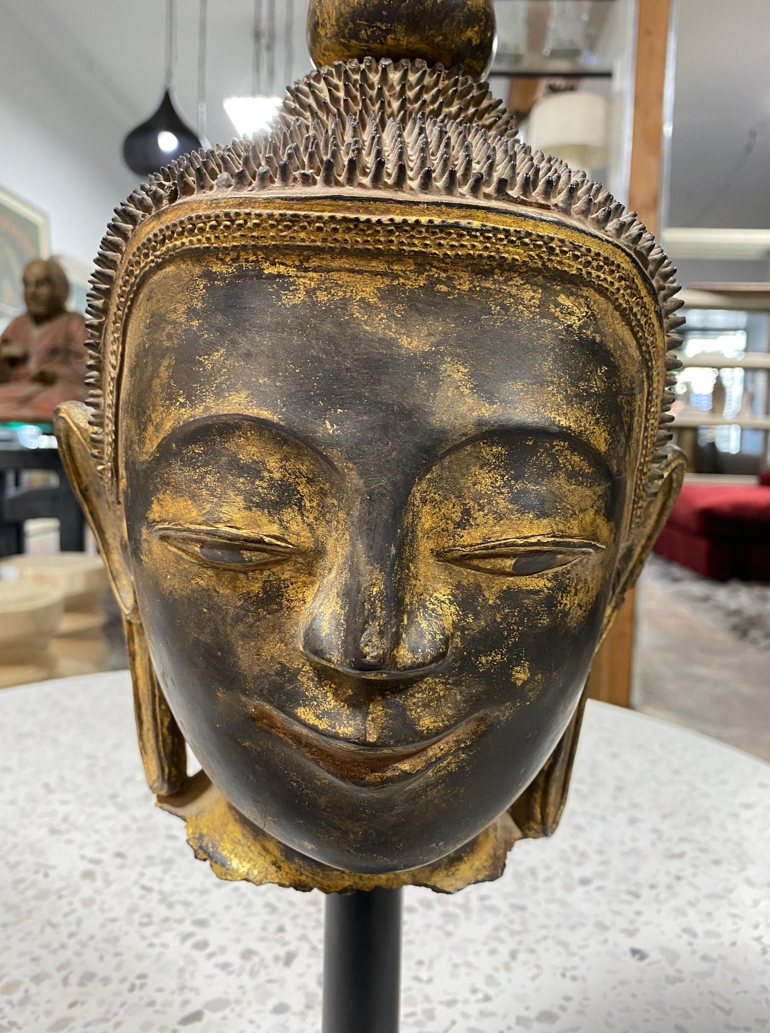 Antique Thayo Burmese Burma Myanmar Shan Thai Asian Buddha Head Sculpture Statue In Good Condition For Sale In Studio City, CA
