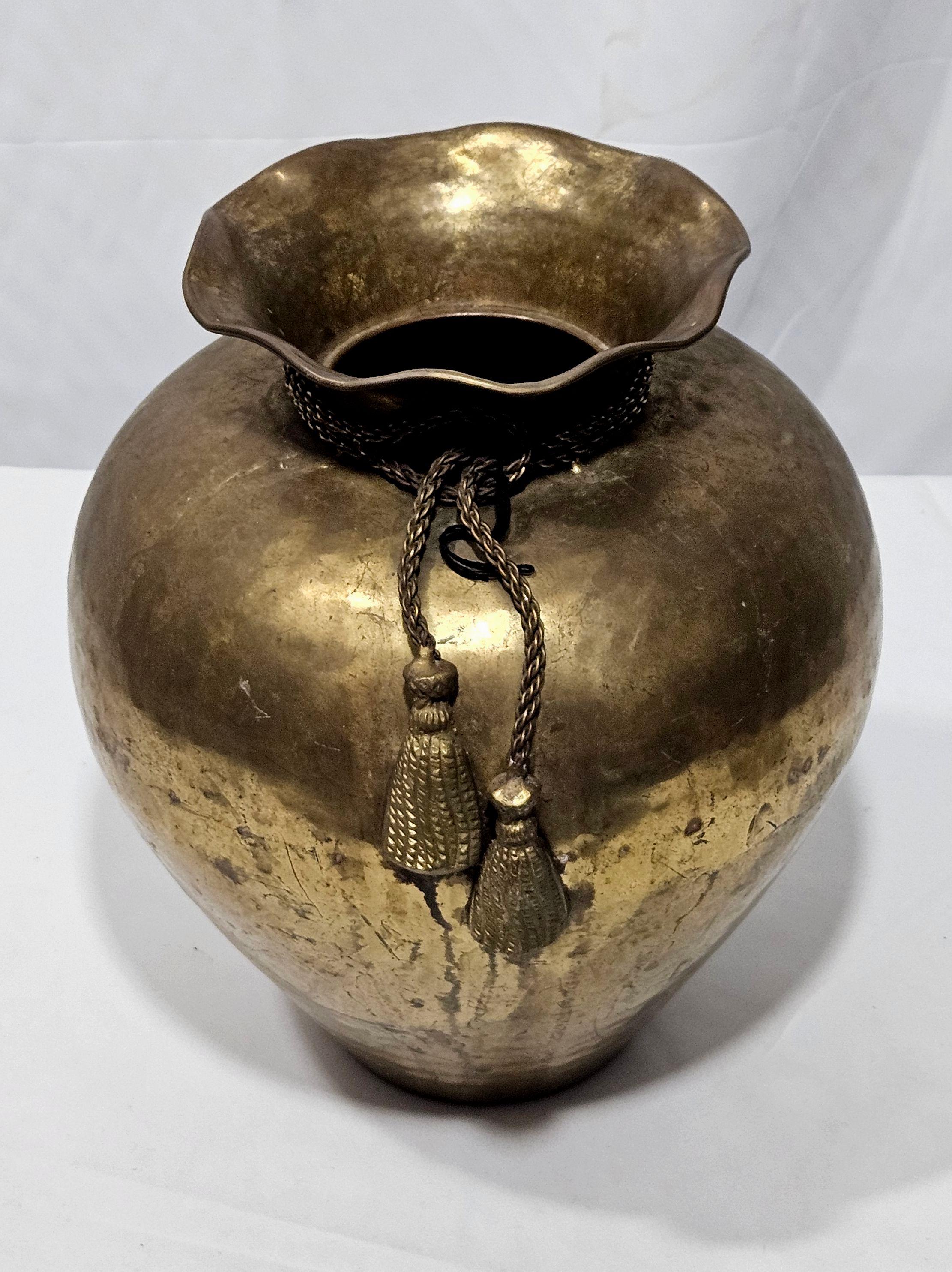 Antique The Bombay Brass Vase In Good Condition For Sale In Norton, MA