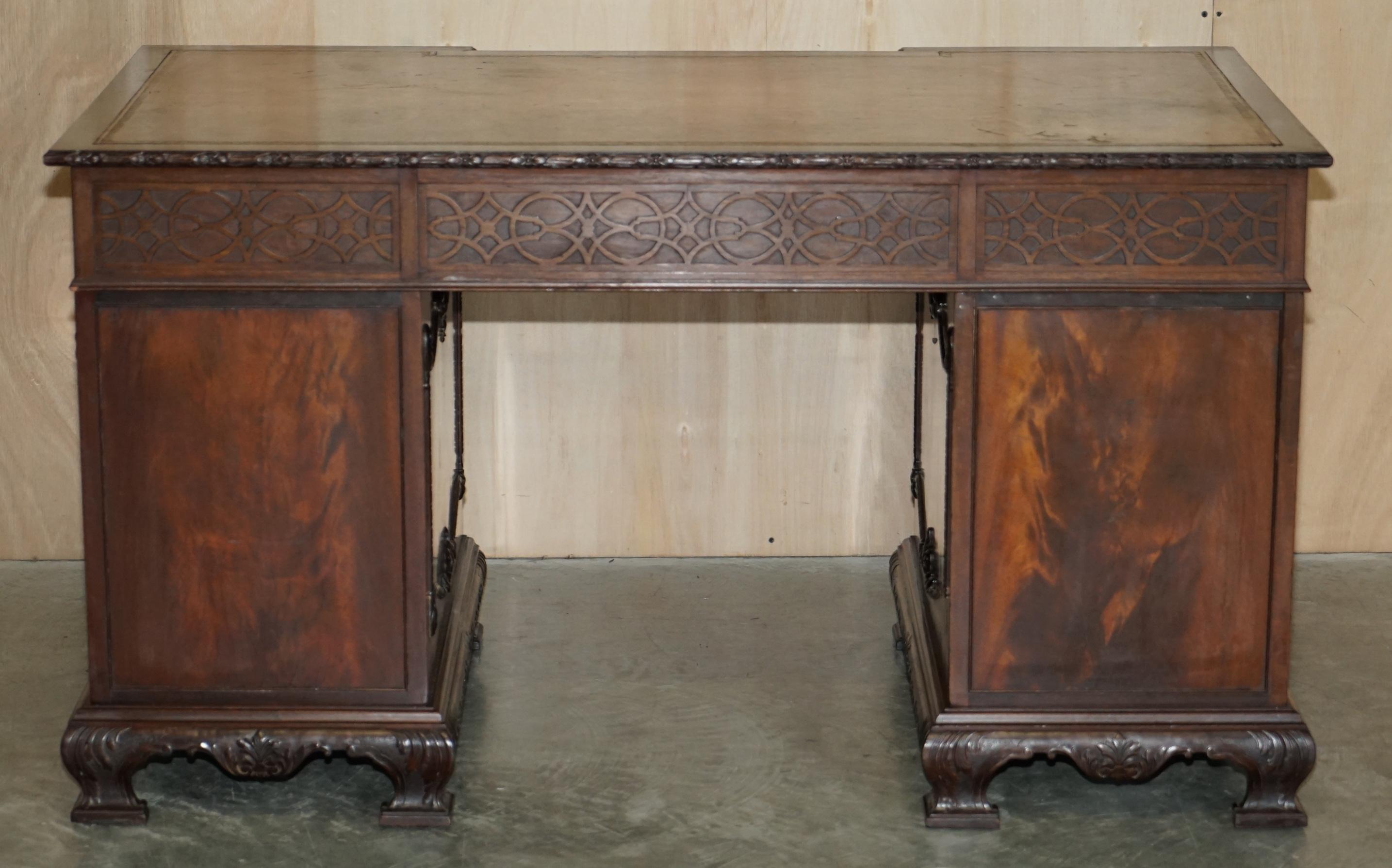 Antique Thomas Chippendale Revival Inverted Breakfront Partner Desk Leather Top For Sale 7