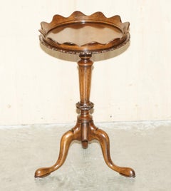 ANTIQUE THOMAS CHIPPENDALE STYLE PiE CRUST EDGE KETTLE STAND TRIPOD SIDE TABLE