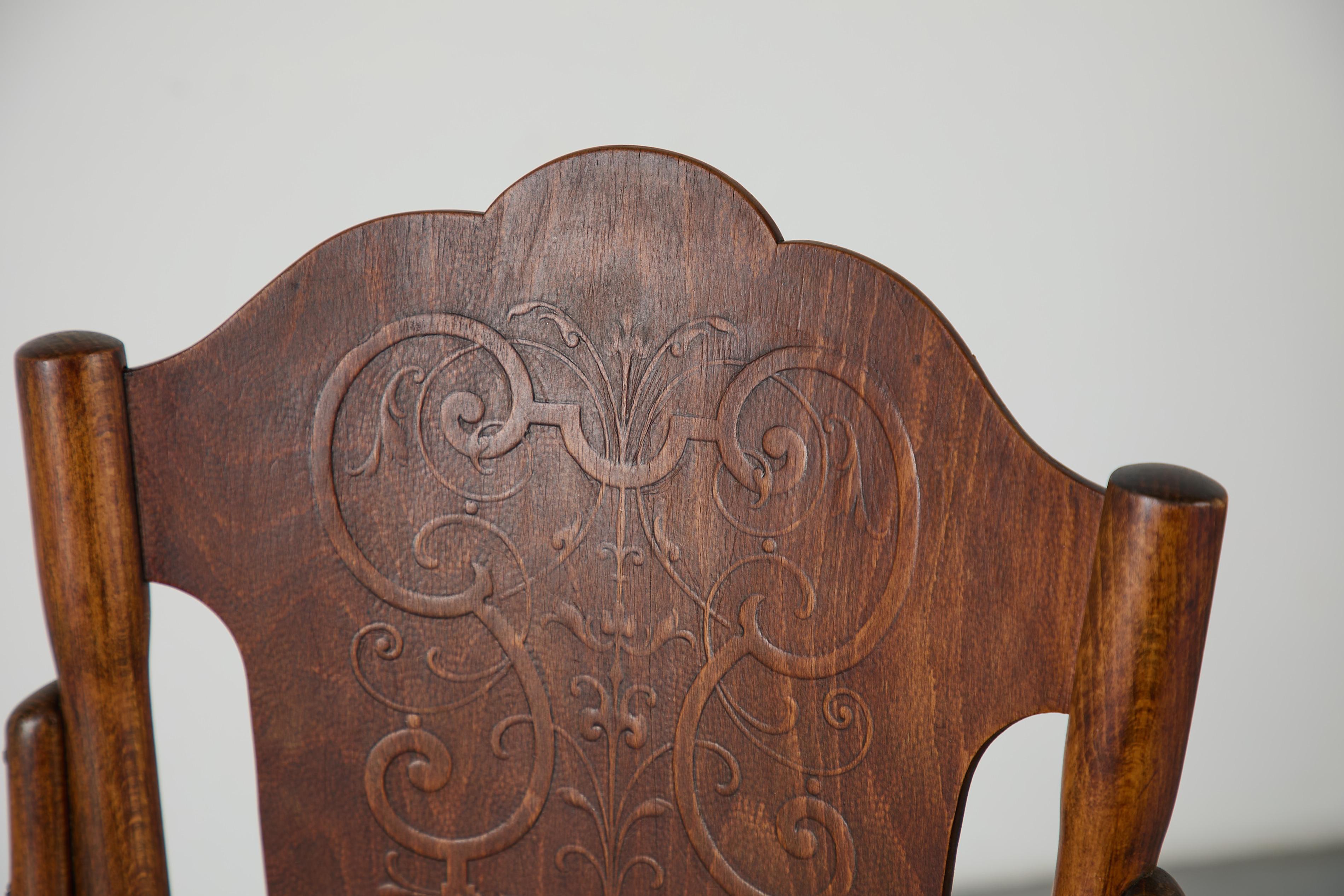 Antique Thonet Bentwood Armchair Model No. 70 en venta 5