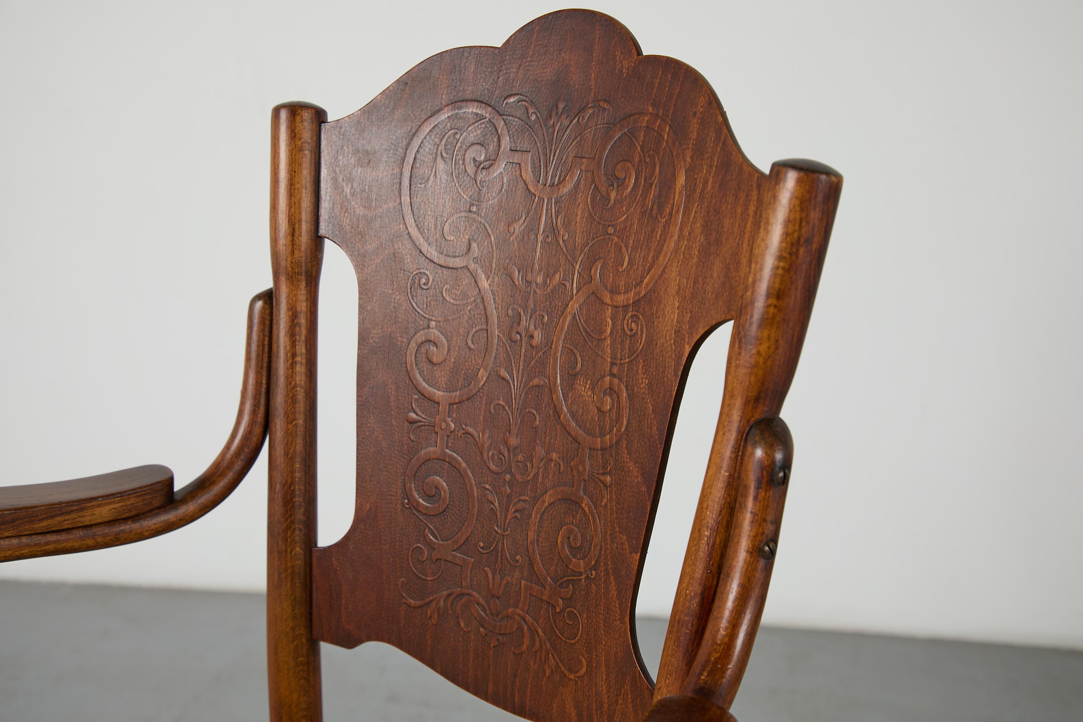 Antique Thonet Bentwood Armchair Model No. 70 en venta 1