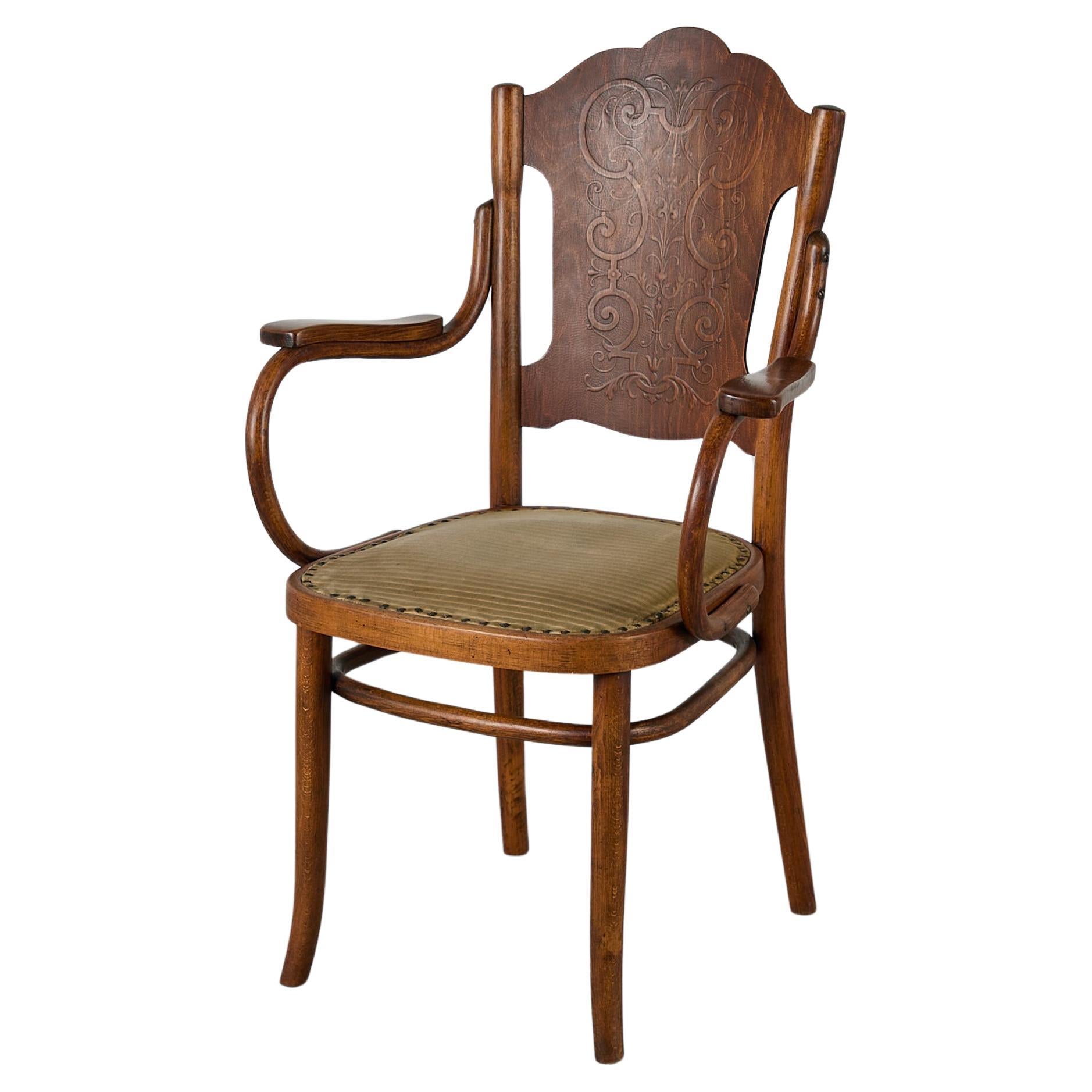 Antique Thonet Bentwood Armchair Model No. 70 en venta