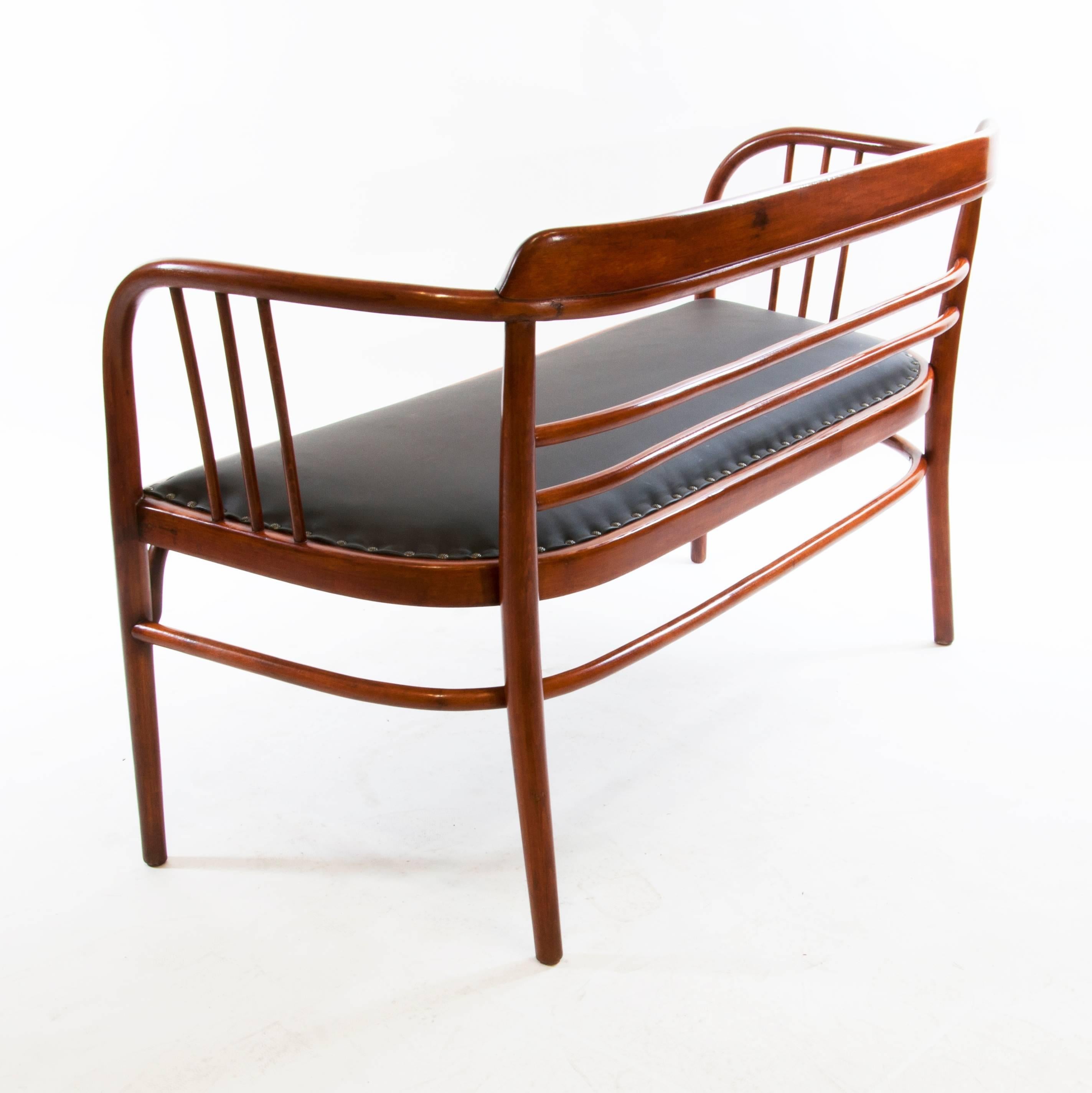 thonet bench