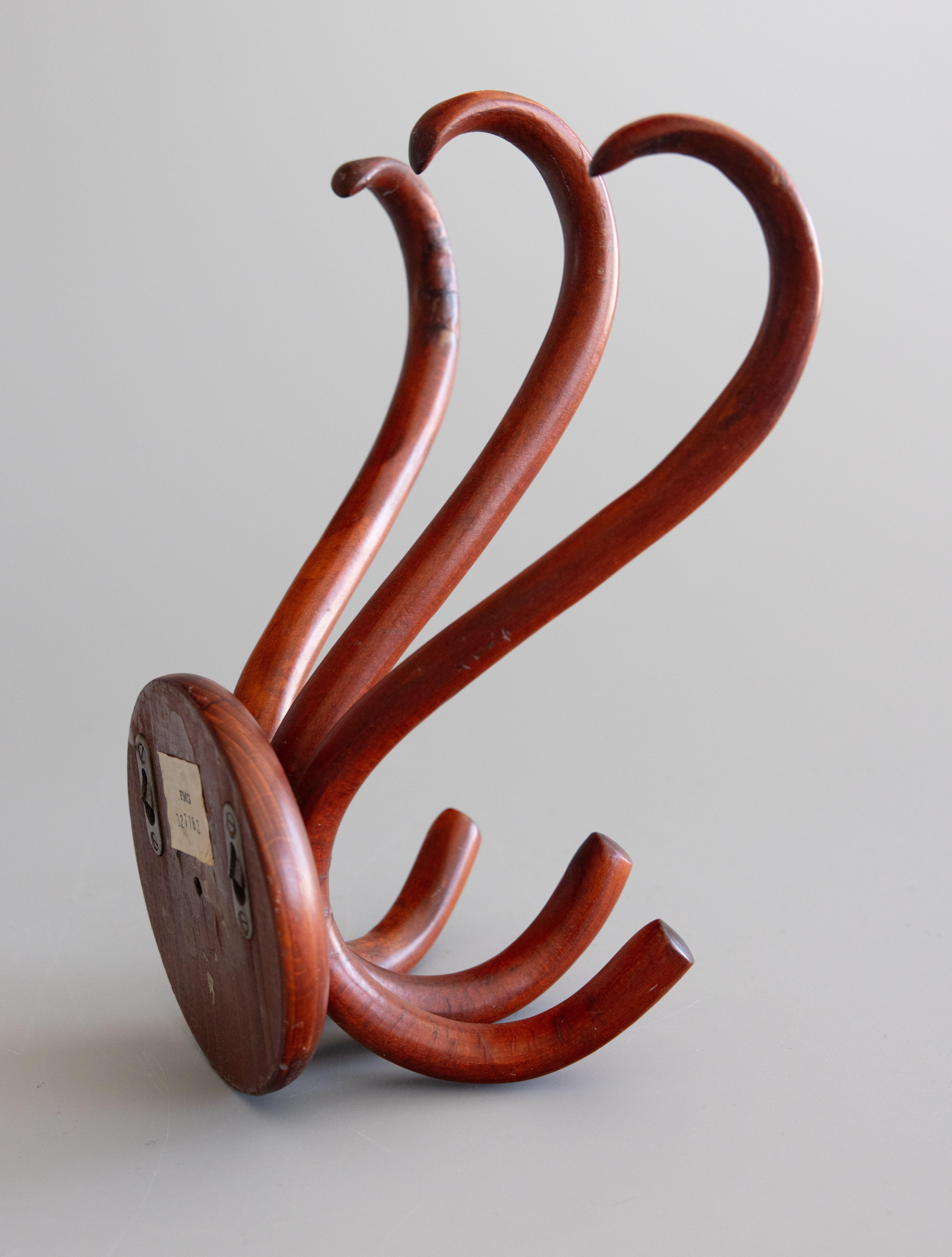 Antiker Thonet Garderoben- und Hutständer aus Bugholz, CIRCA 1920 im Angebot 1