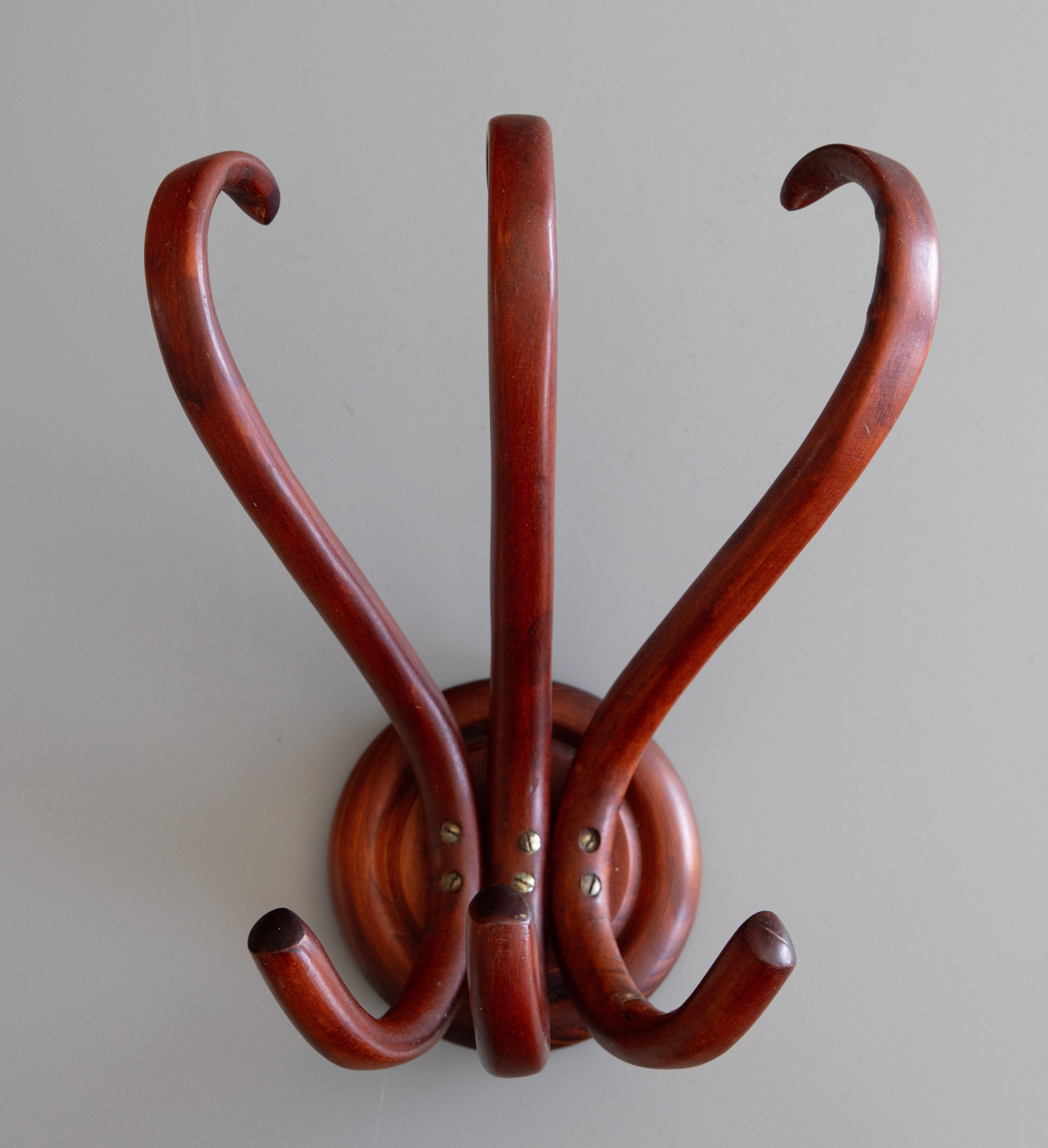 Antiker Thonet Garderoben- und Hutständer aus Bugholz, CIRCA 1920 im Angebot 4