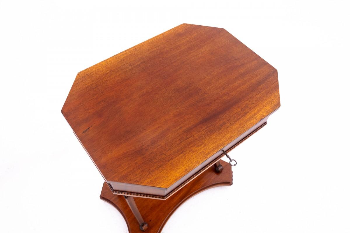 Antique thread table, Northern Europe, circa 1880. For Sale 4