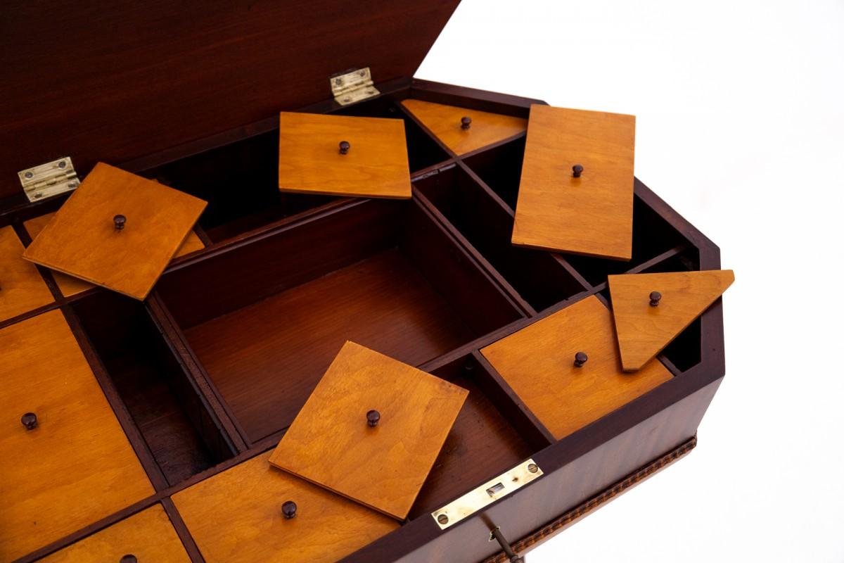 Antique thread table, Northern Europe, circa 1880. For Sale 1