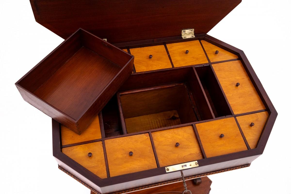Antique thread table, Northern Europe, circa 1880. For Sale 2