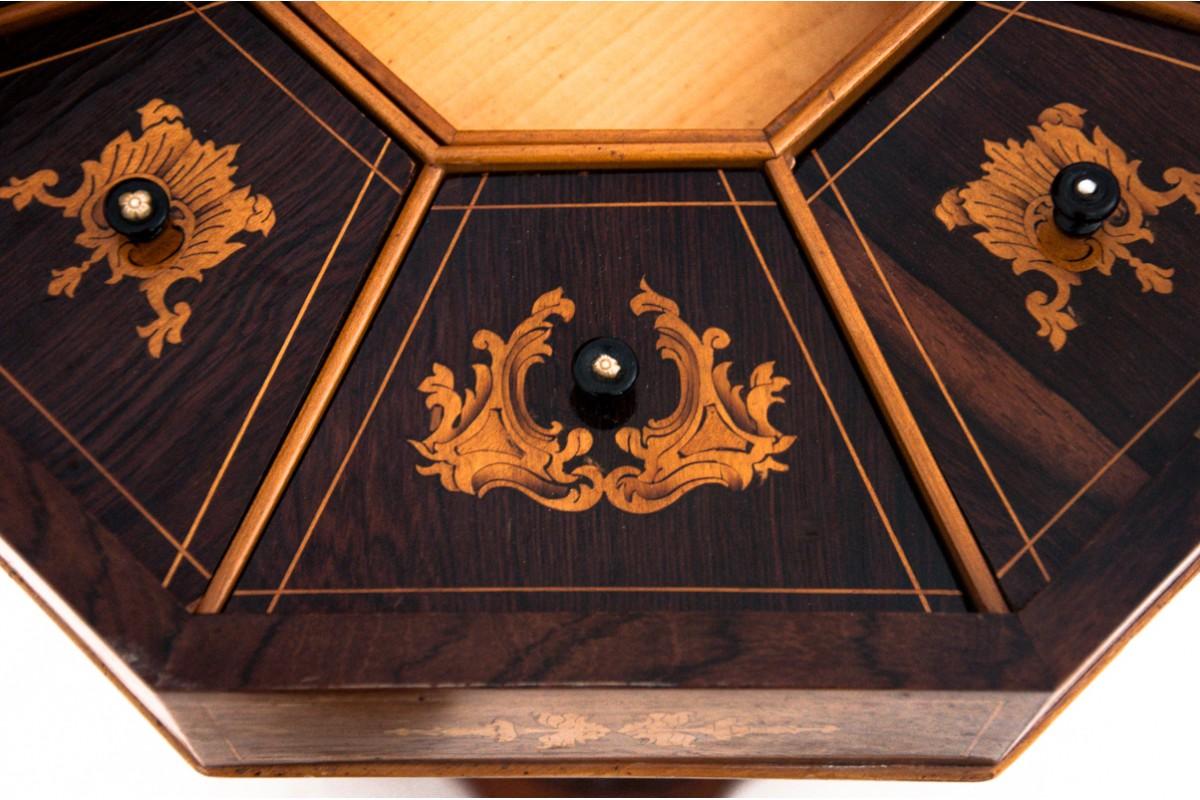 Antique thread table, Northern Europe, late 19th century. 4