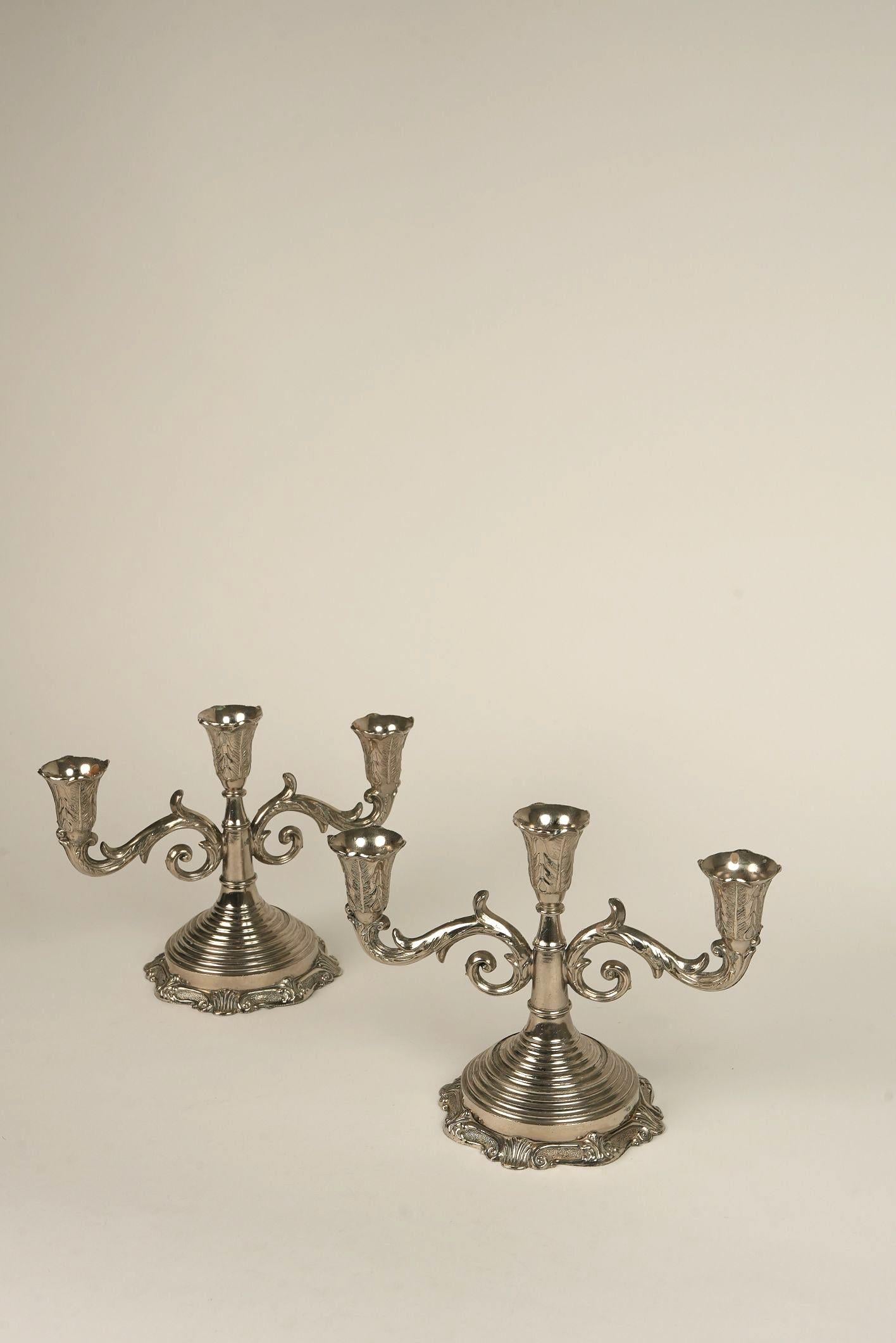 Antique Three-Arm Silver-Plated Candelabra In Good Condition For Sale In Worcester Park, GB