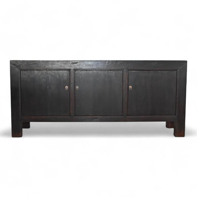 Antique Three-Door Sideboard in Blackened Elm, Shanxi, China, Early 20th Century For Sale 1