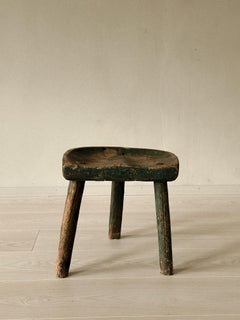 Sgabello antico a tre gambe, Scandinavia, fine del XIX secolo