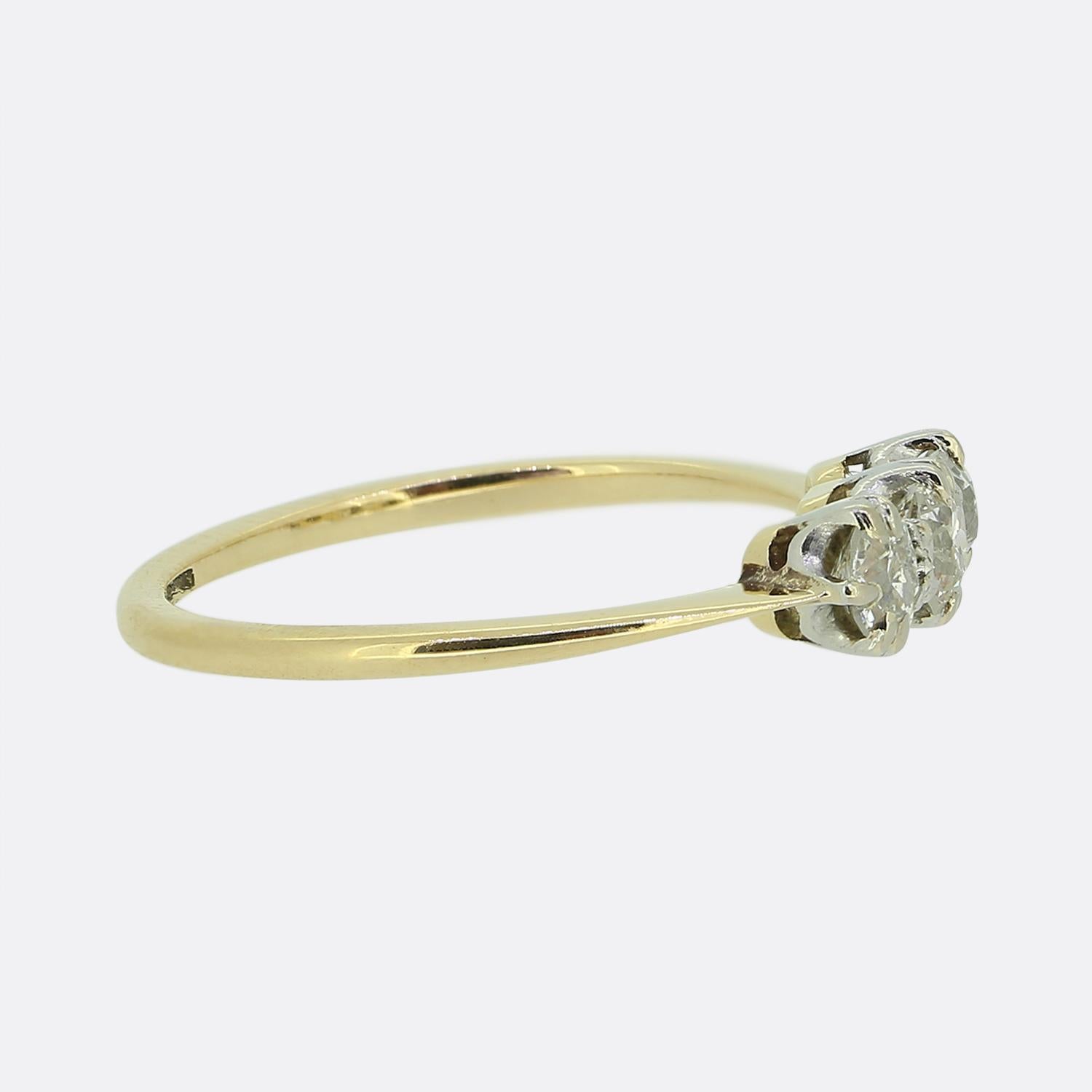Antiker dreisteiniger Diamantring mit Diamanten (Viktorianisch)