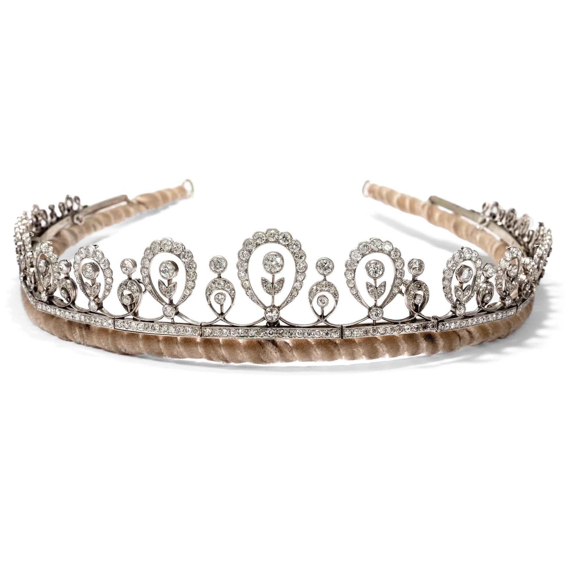 Few pieces encapsulate the glory of times past as perfectly as the tiara. Even though the tiara’s formal function as adornment and distinction of the noble class has grown obsolete by now, we may still wear and admire such pieces for their beauty