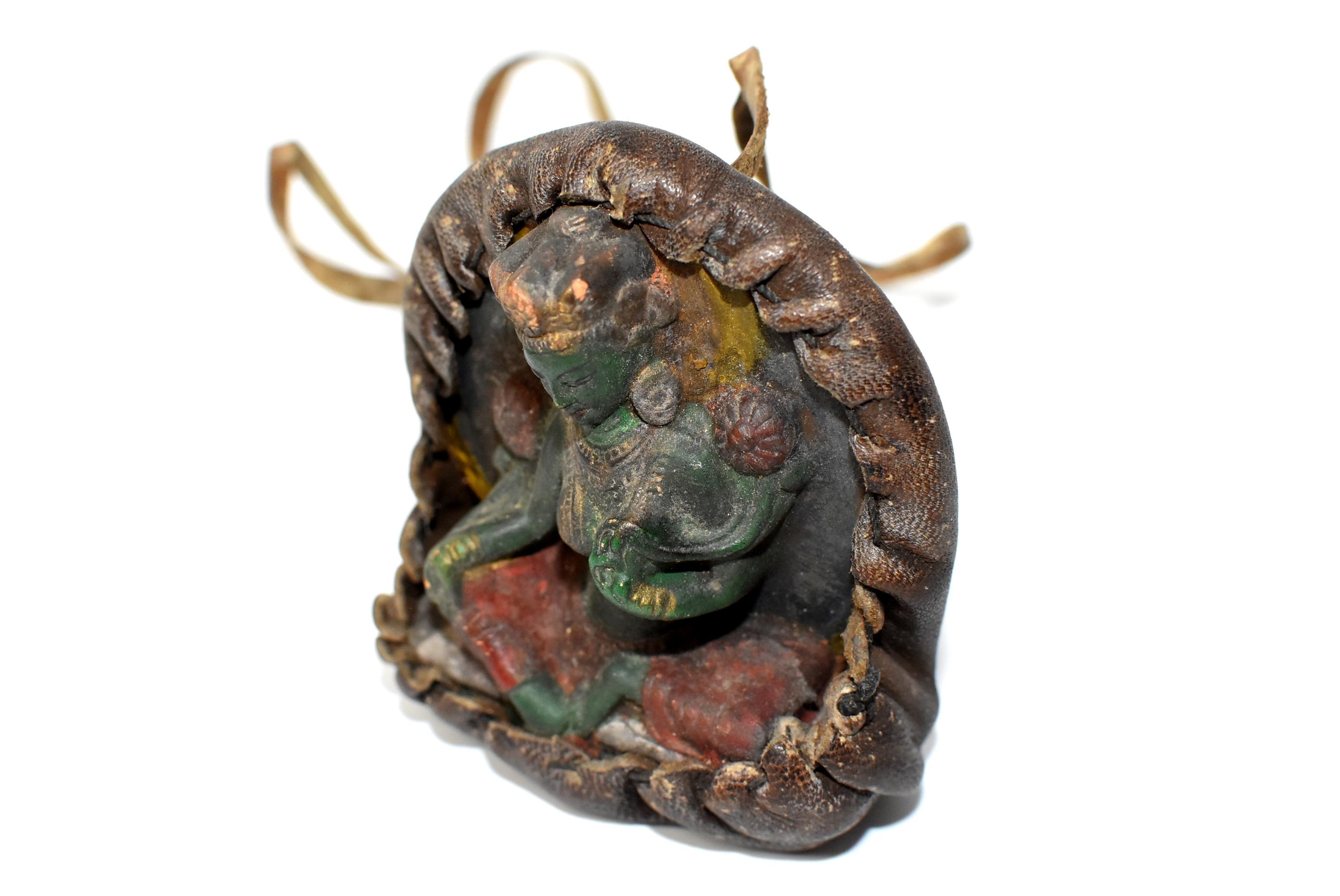 Antique Tibetan Amulet, Leather with Green Tara In Good Condition In Somis, CA