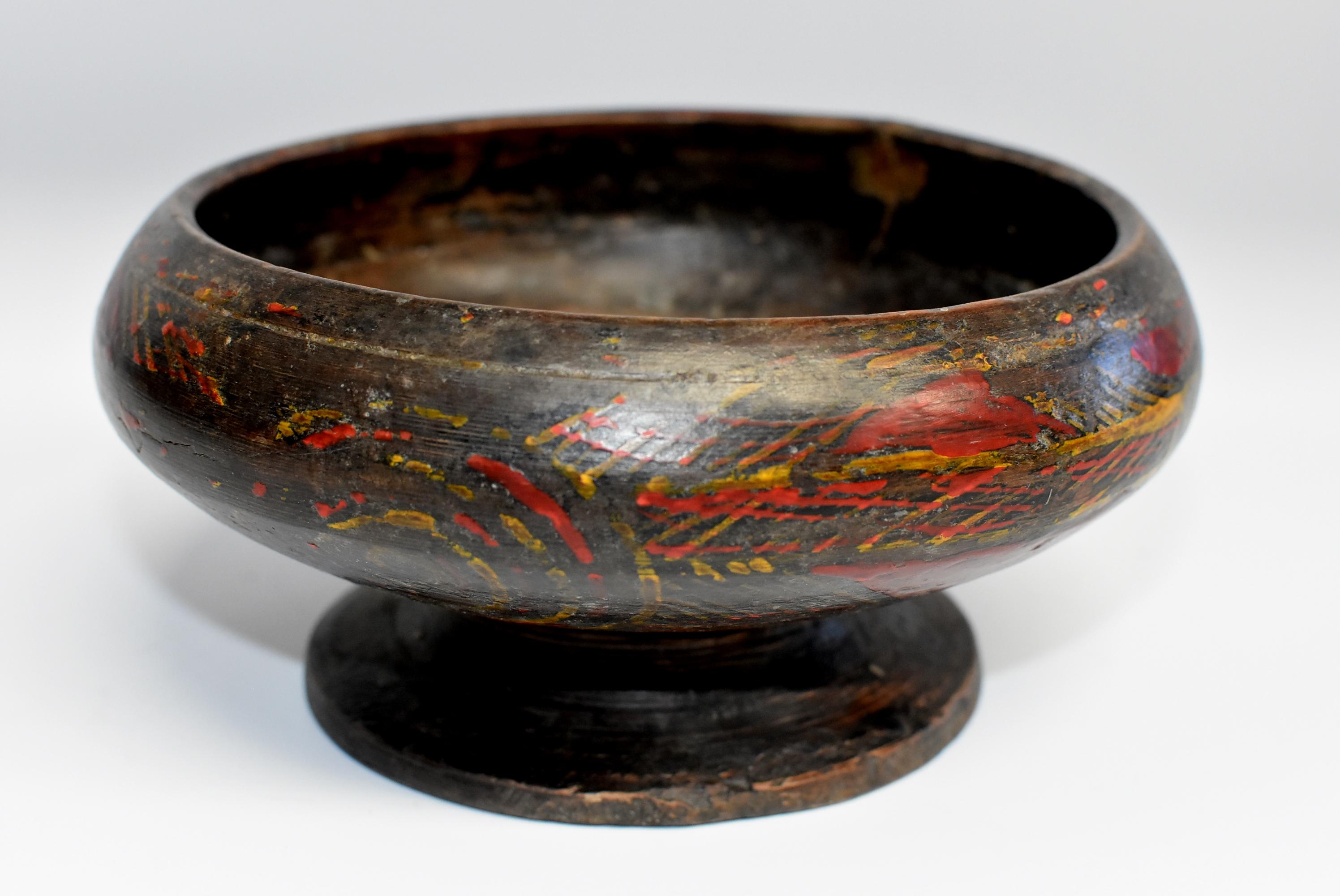 Beautiful Tibetan antique wooden bowl is carved out of one piece of wood. Hand painted wheat motif symbolize harvest and prosperity. All original, beautiful patina.

 