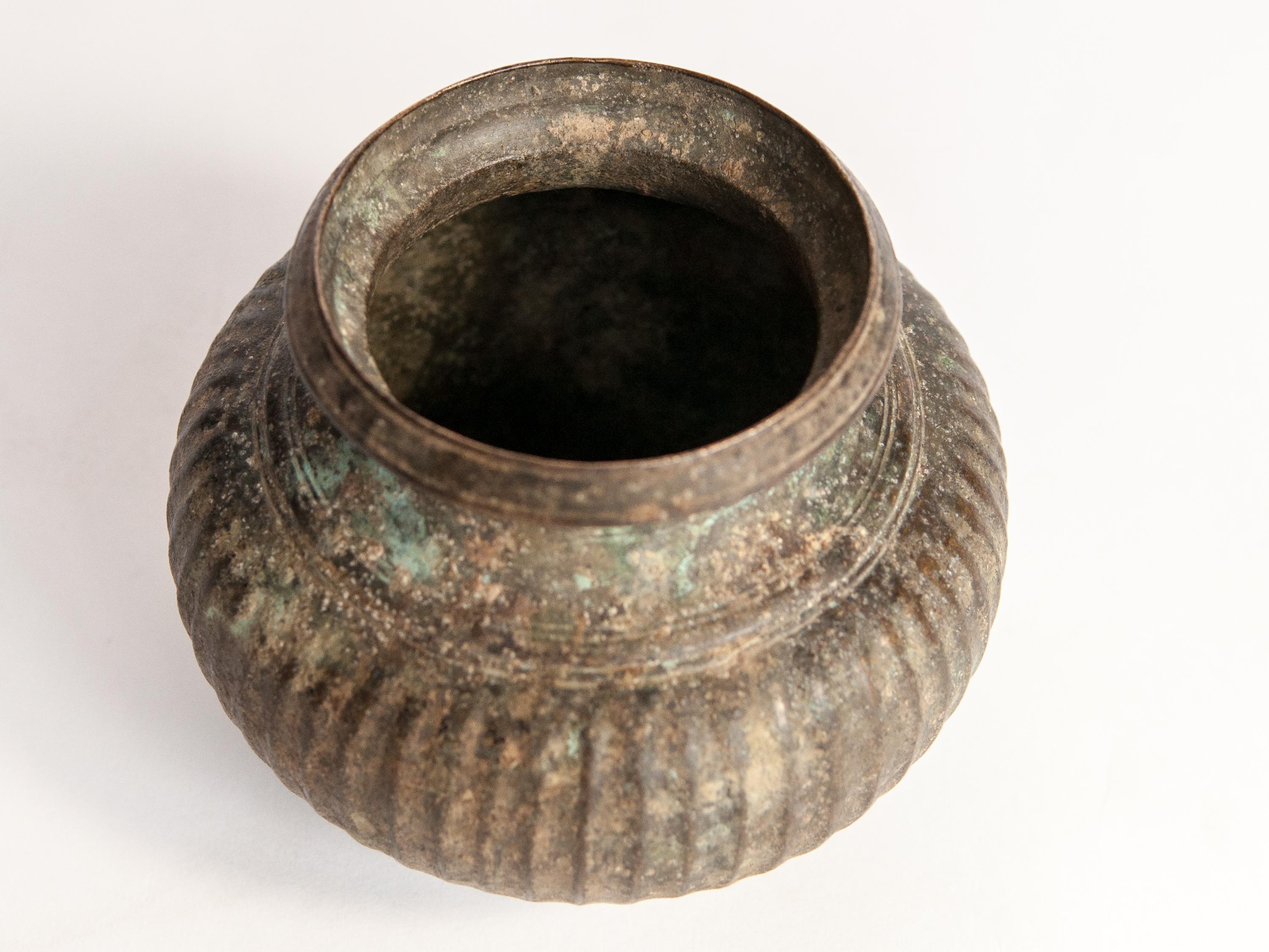 Antique Tibetan Bronze Pot, 18th Century or Earlier 11