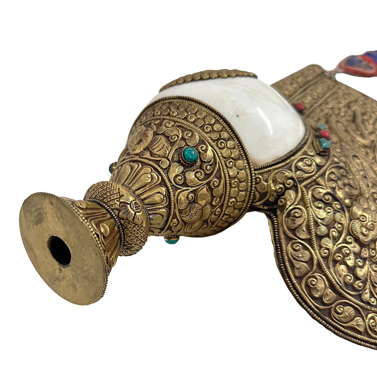 Antique Tibetan Buddhist Conch Shell with Turquoise, Coral inlay For Sale 8