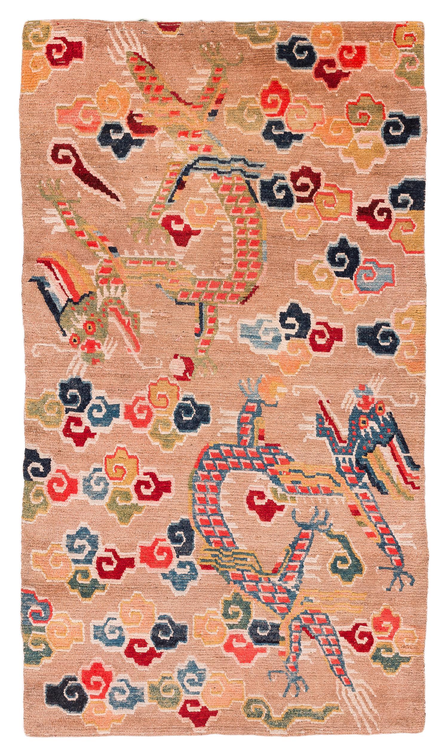 Alfombra Tibetana Antigua Dragones y Nubes Tan Khaden Alfombra Pequeña de Lana en venta 6