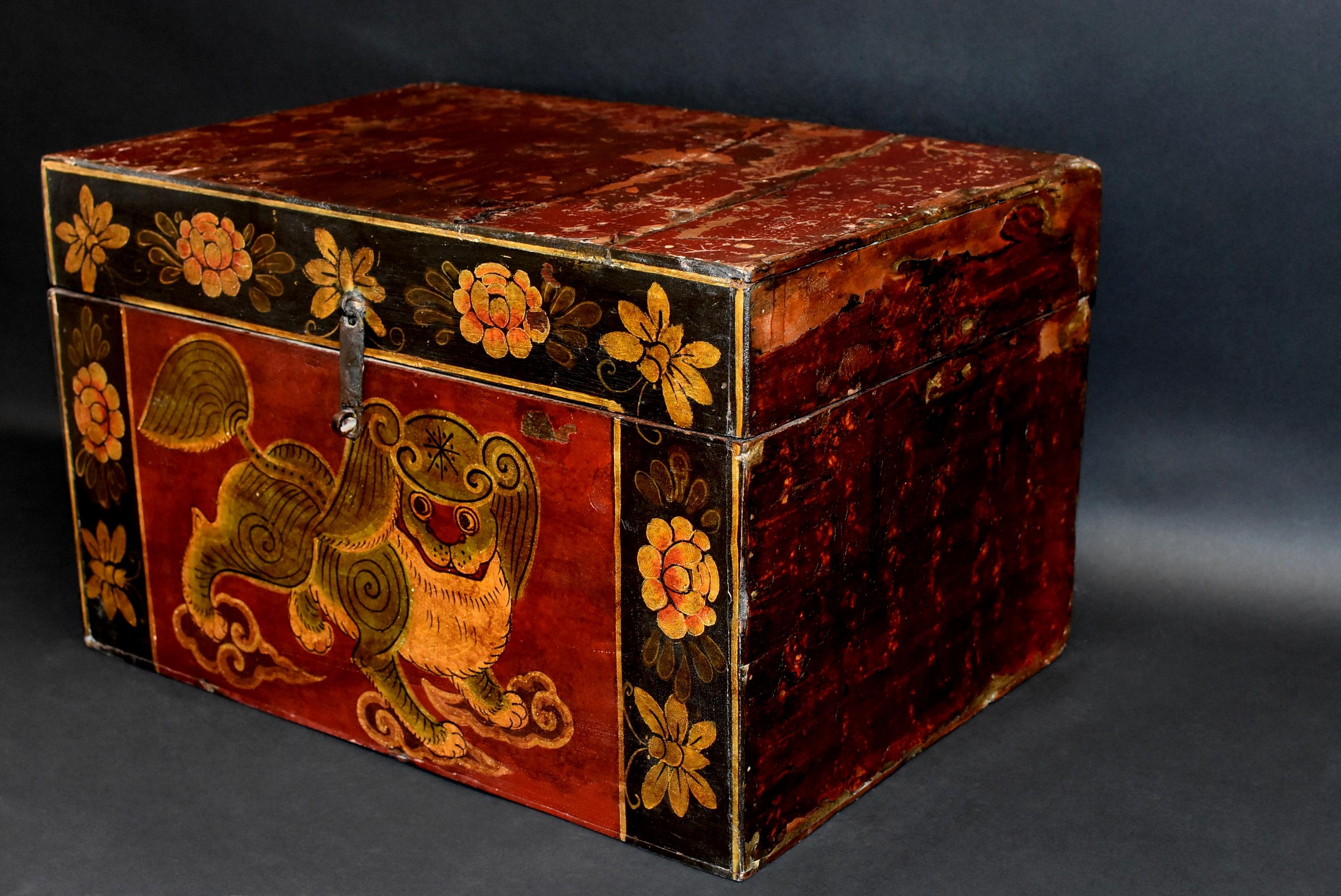 Hand-Painted Antique Tibetan Foo Dog Box Hand Painted Box 6