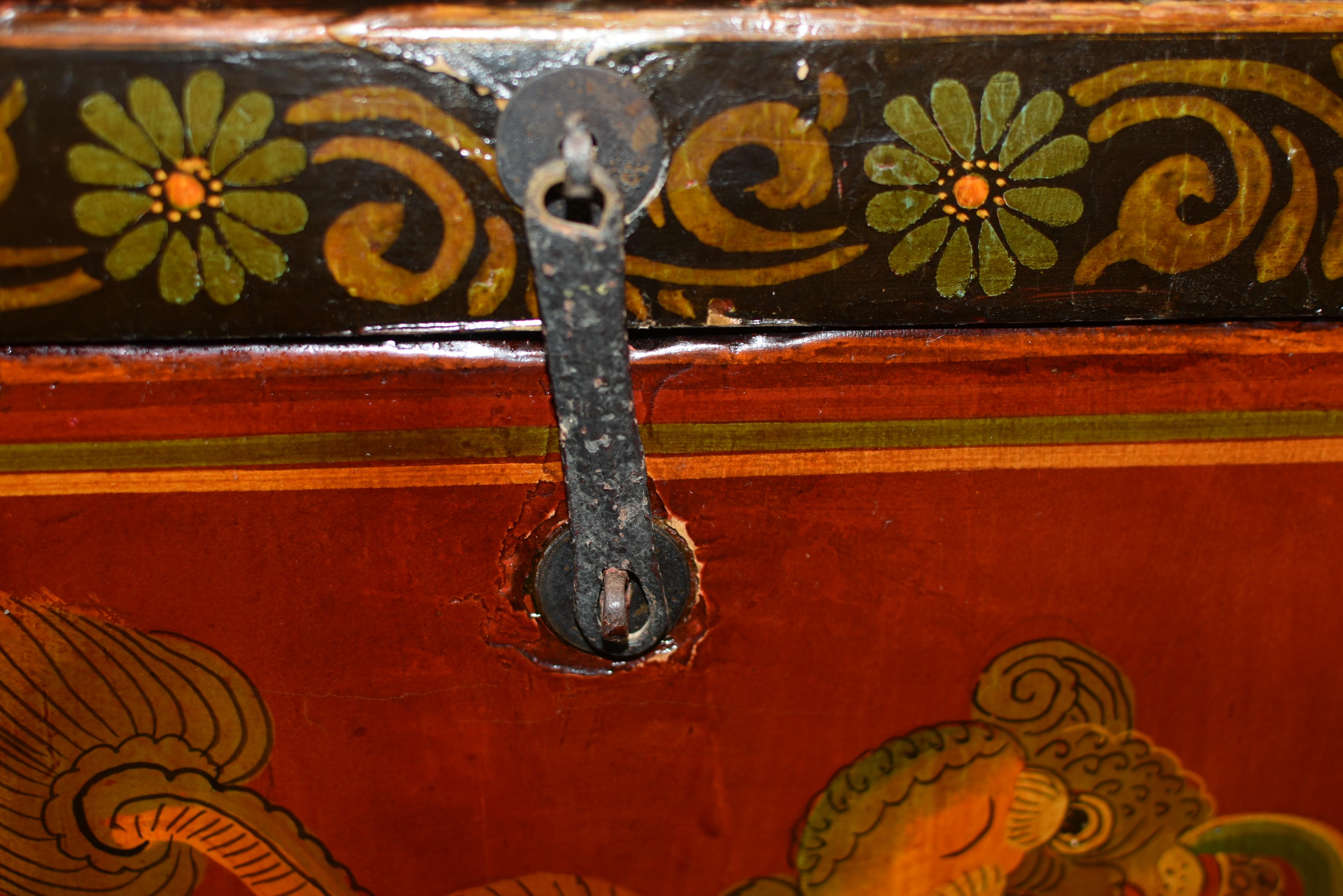 Antique Tibetan Foo Dog Box Hand Painted 6