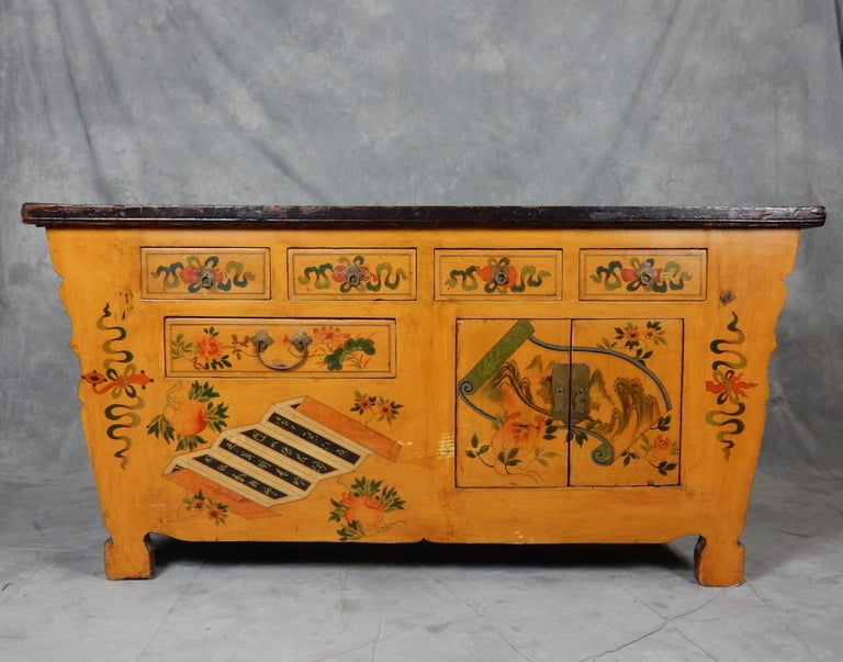Grand Buffet Tibétain En Bois Peint à La Main – Décor Floral – 122cm