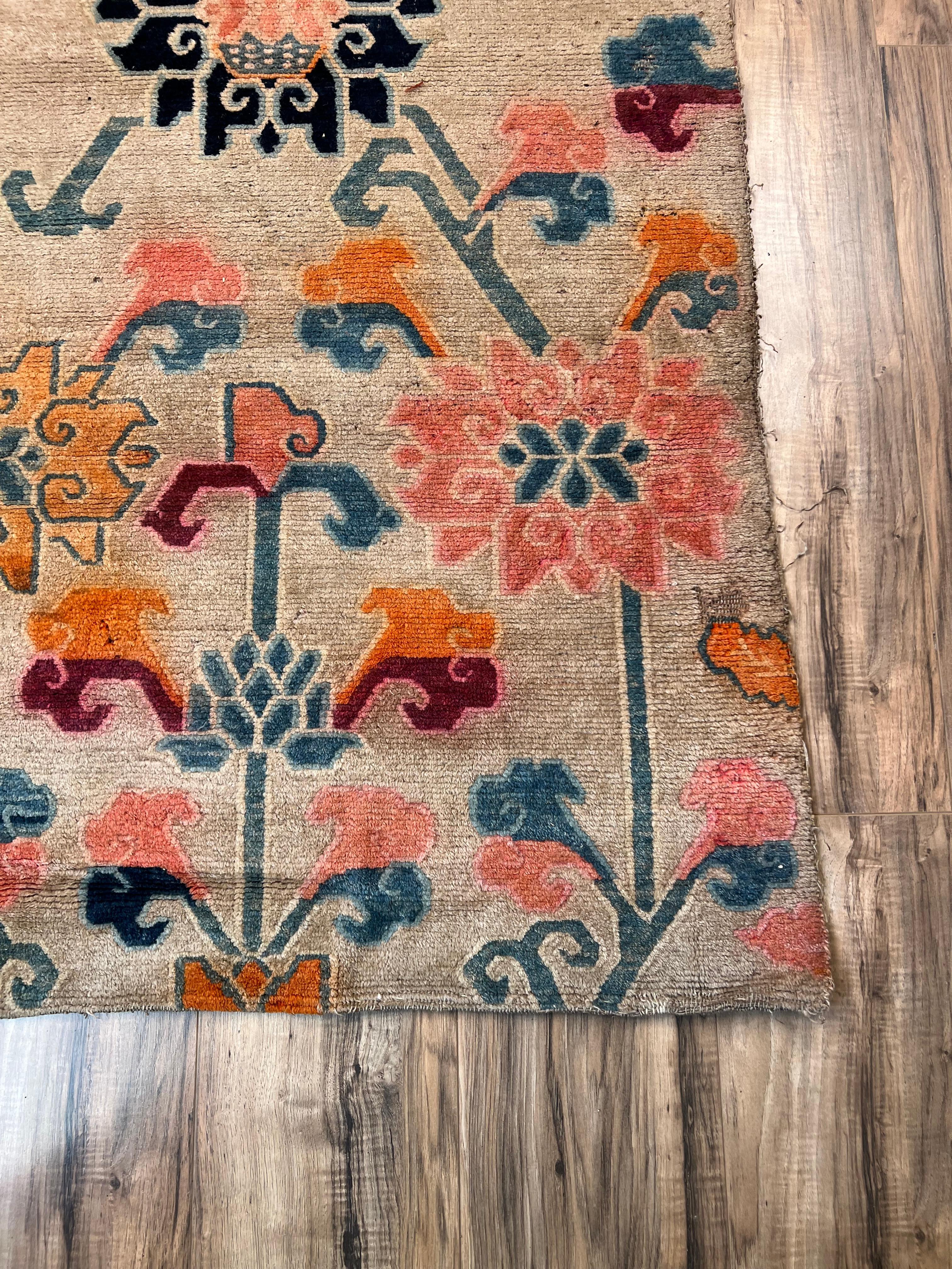 Tissé à la main Tapis tibétain ancien Khaden, vers Début du 20ème siècle - 2'10 x 5'4 en vente