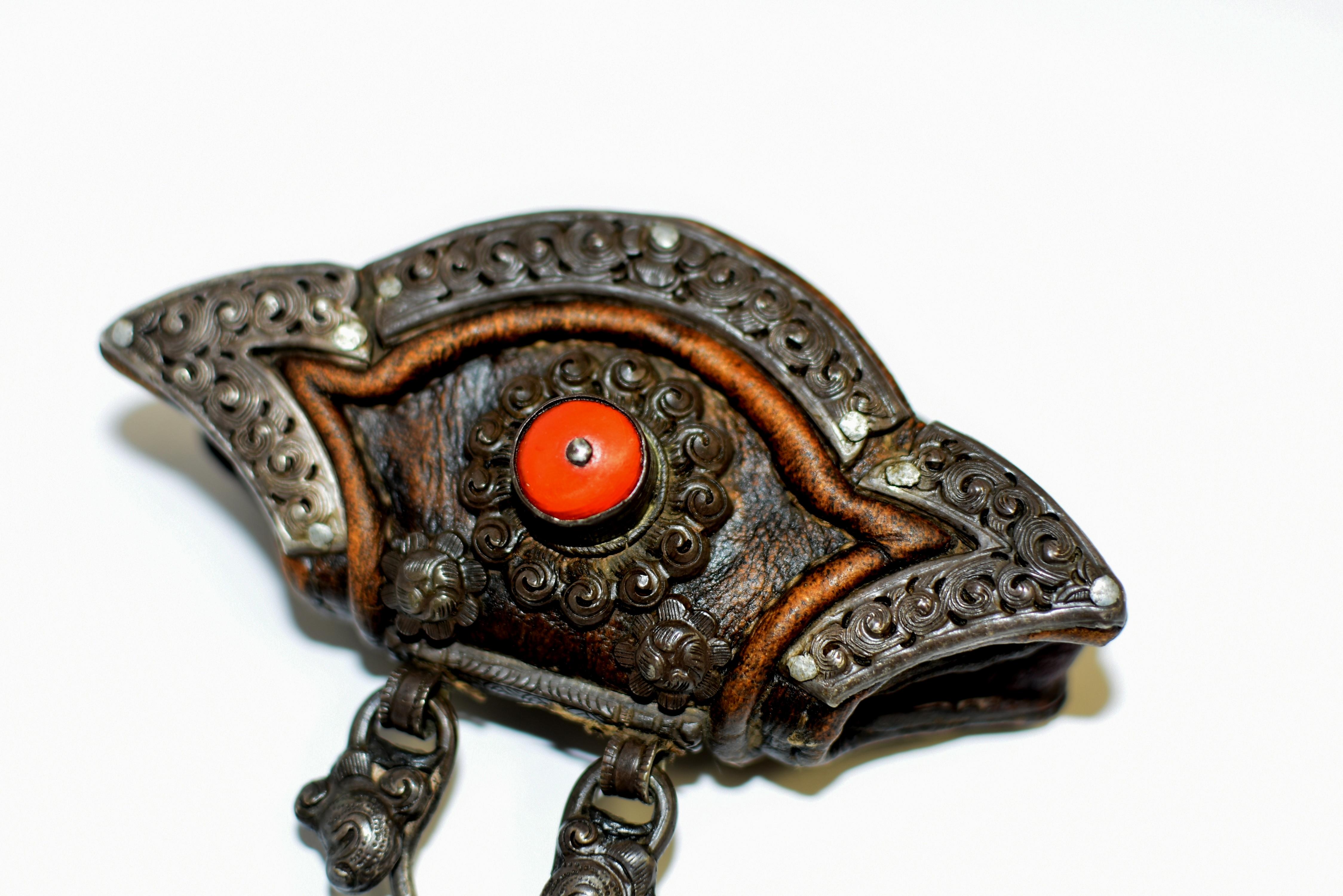 tibetan pouch
