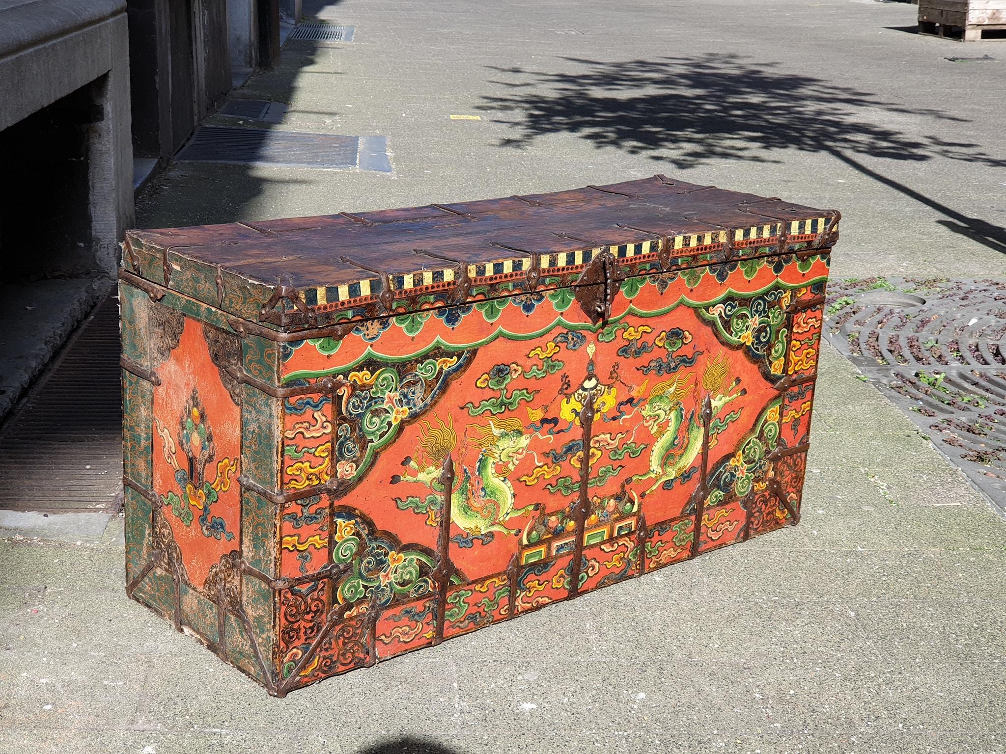 Painted Antique Tibetan Polychrome Decorated Lift Top Trunk For Sale