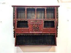 Estante colgante para altar tibetano antiguo, de laca policromada