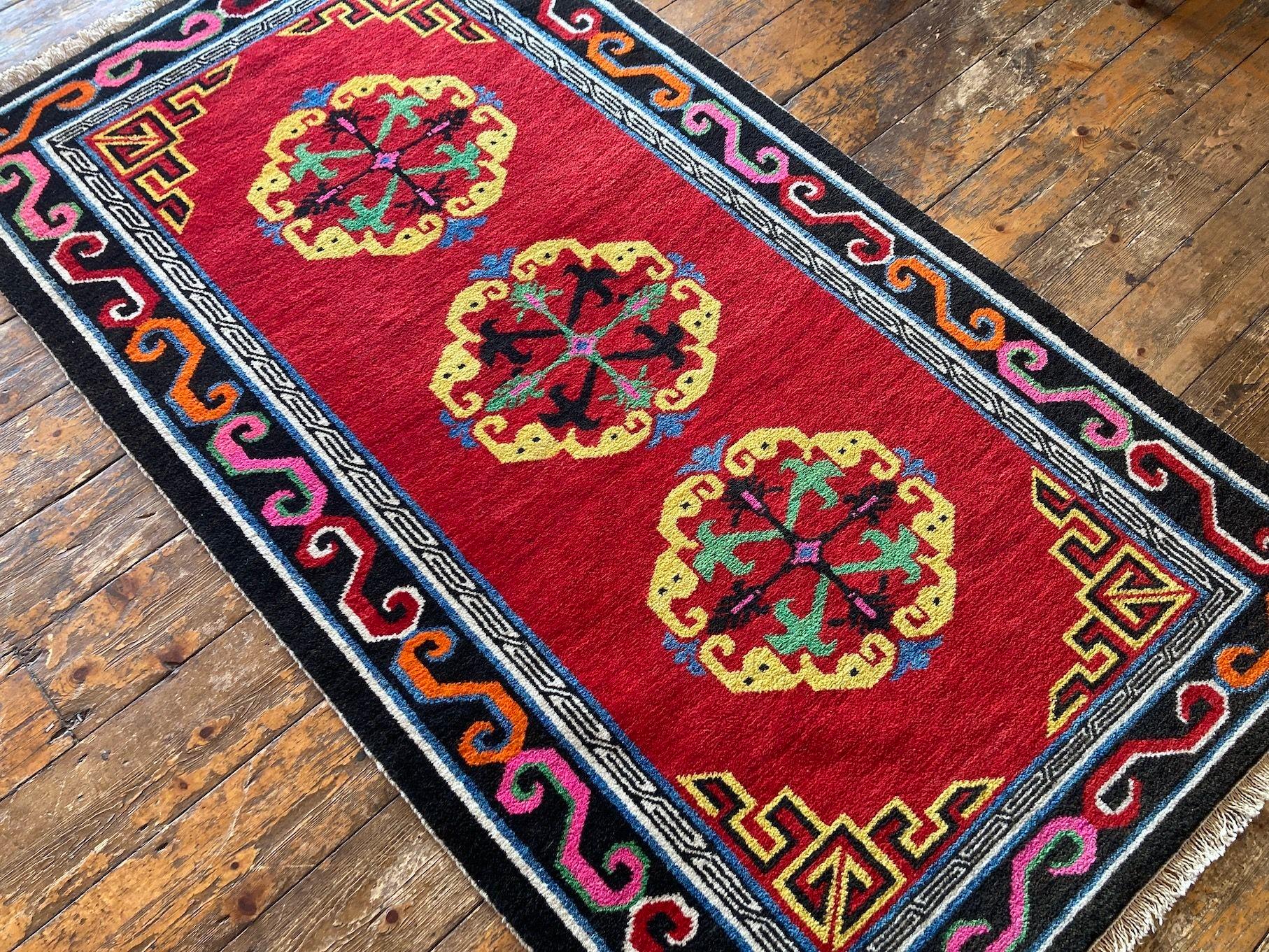 Early 20th Century Antique Tibetan Rug 1.70m X 0.97m For Sale