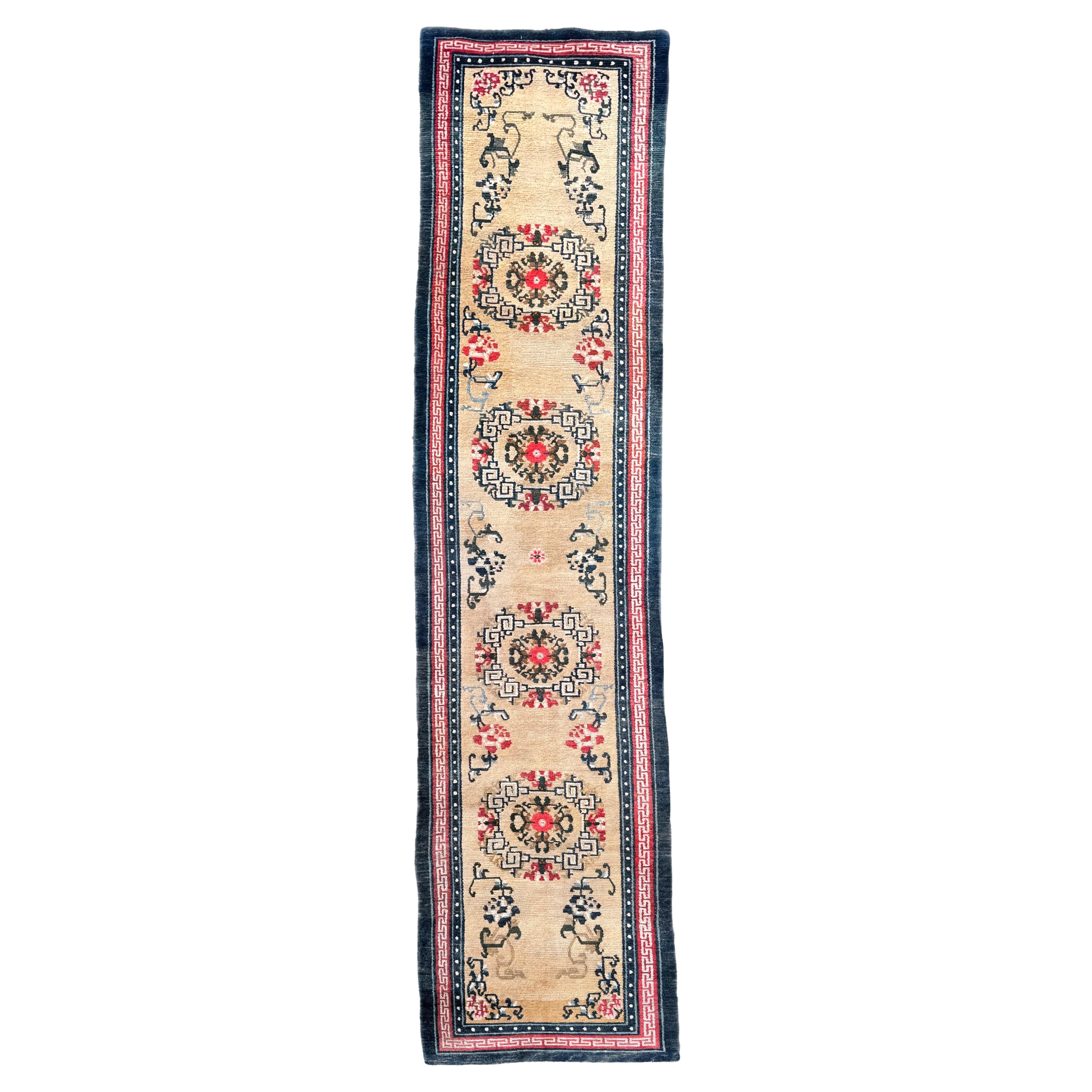 Antigua alfombra tibetana 4,03 m x 0,81 m