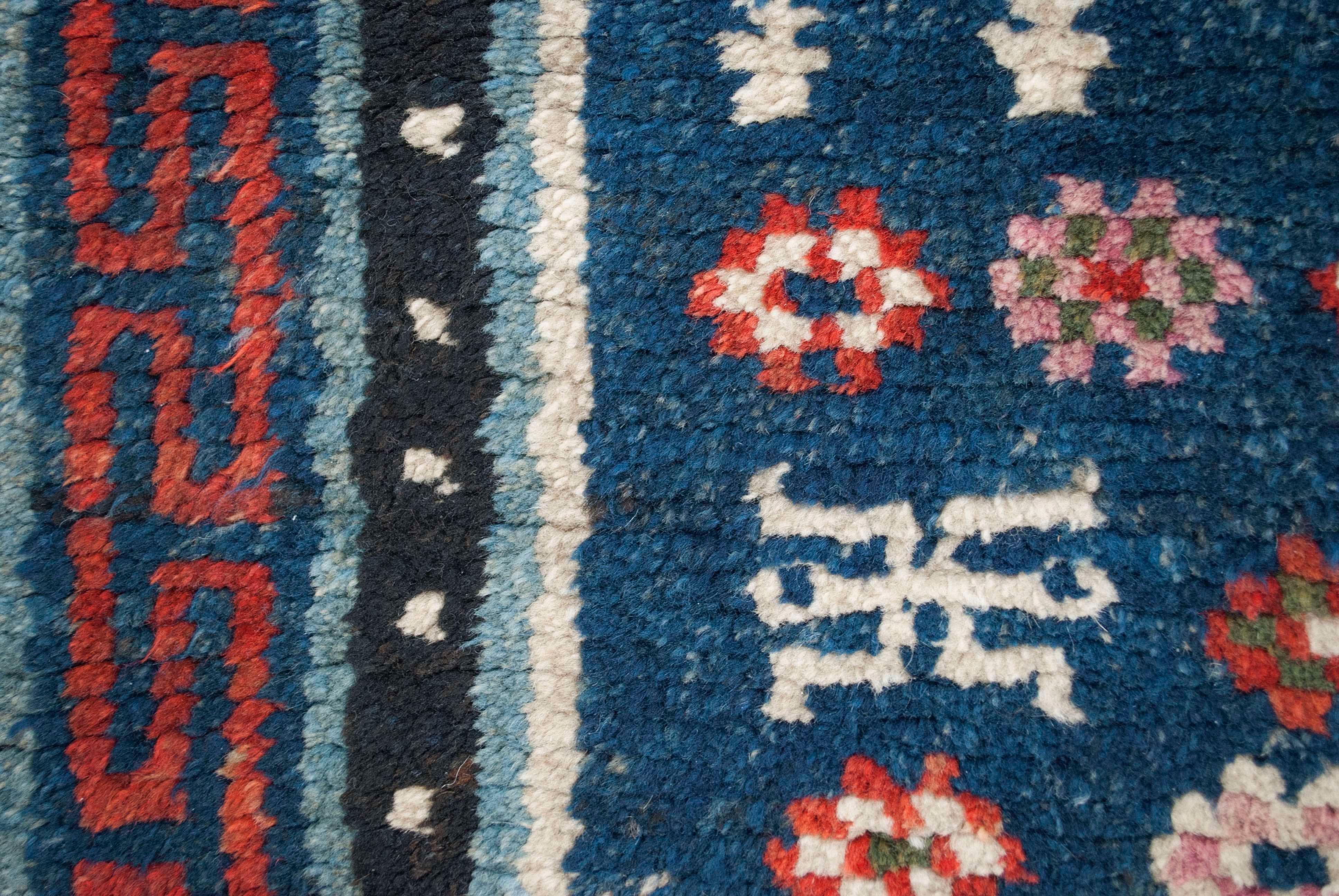 Alfombra Tibetana Antigua para Sentarse o Corredor Tejido a mano en venta