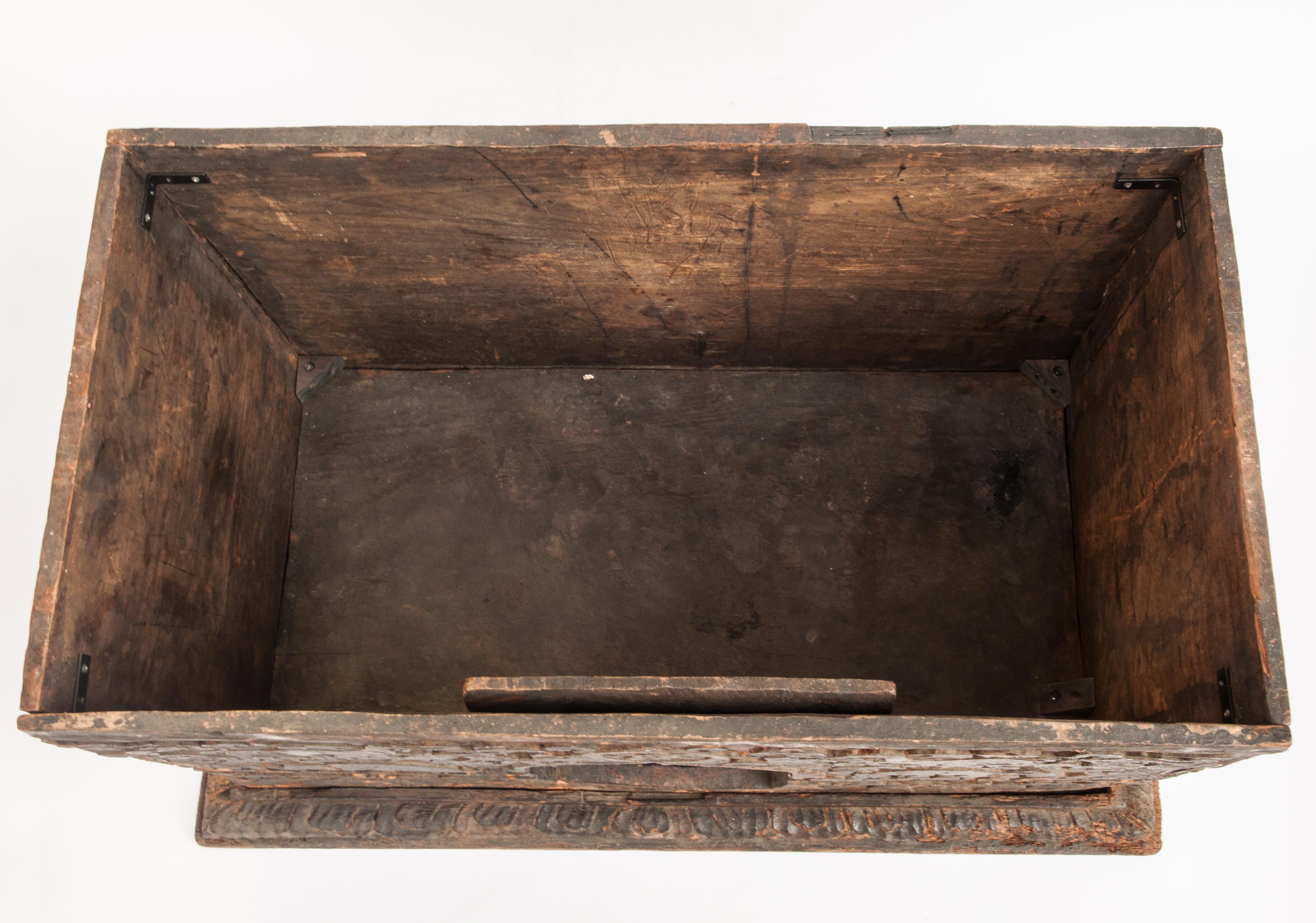 Antique Tibetan Style Religious Storage Box from Bhutan, 19th Century or Earlier 10